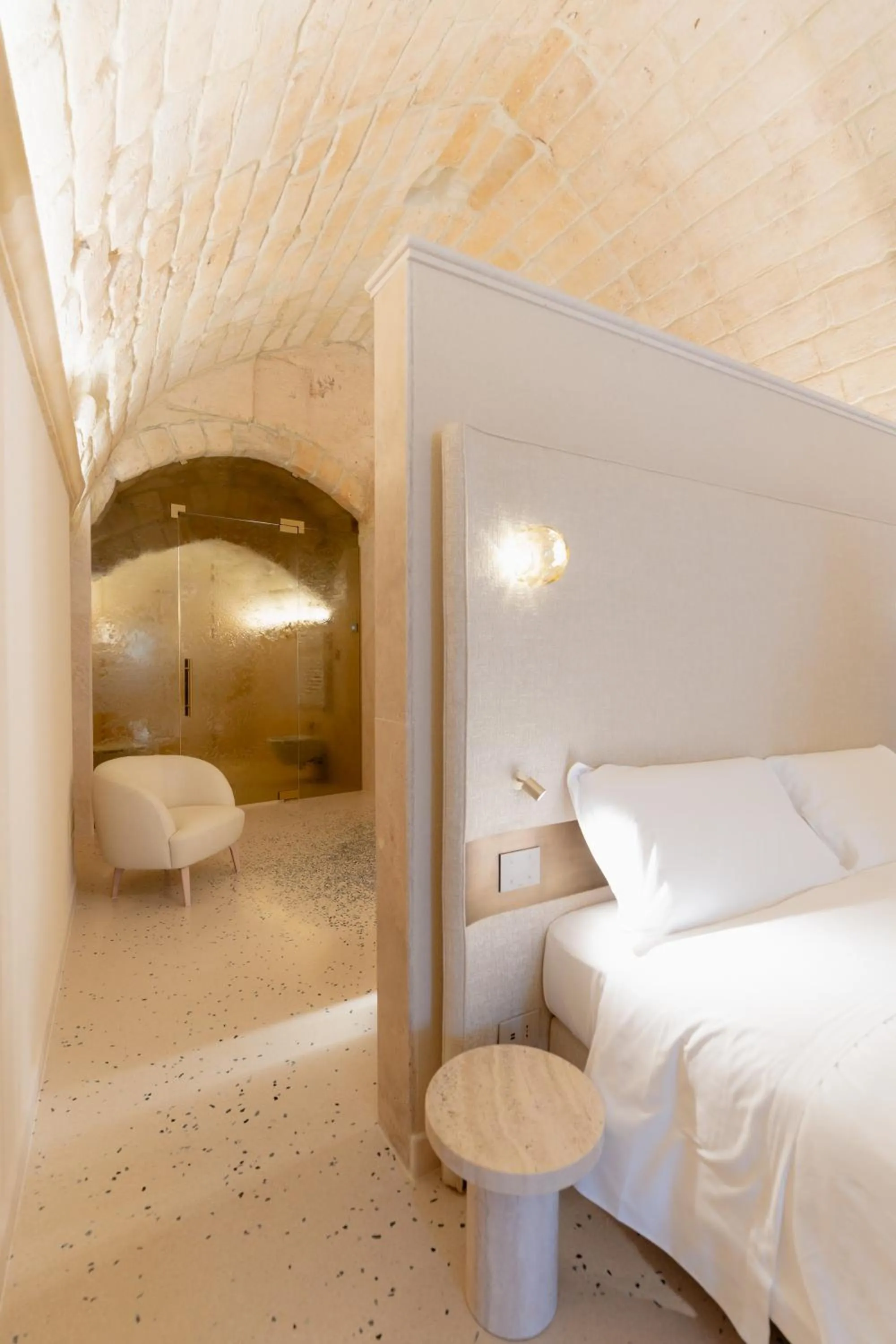 Bed in Palazzo Del Duca Hotel & Restaurant