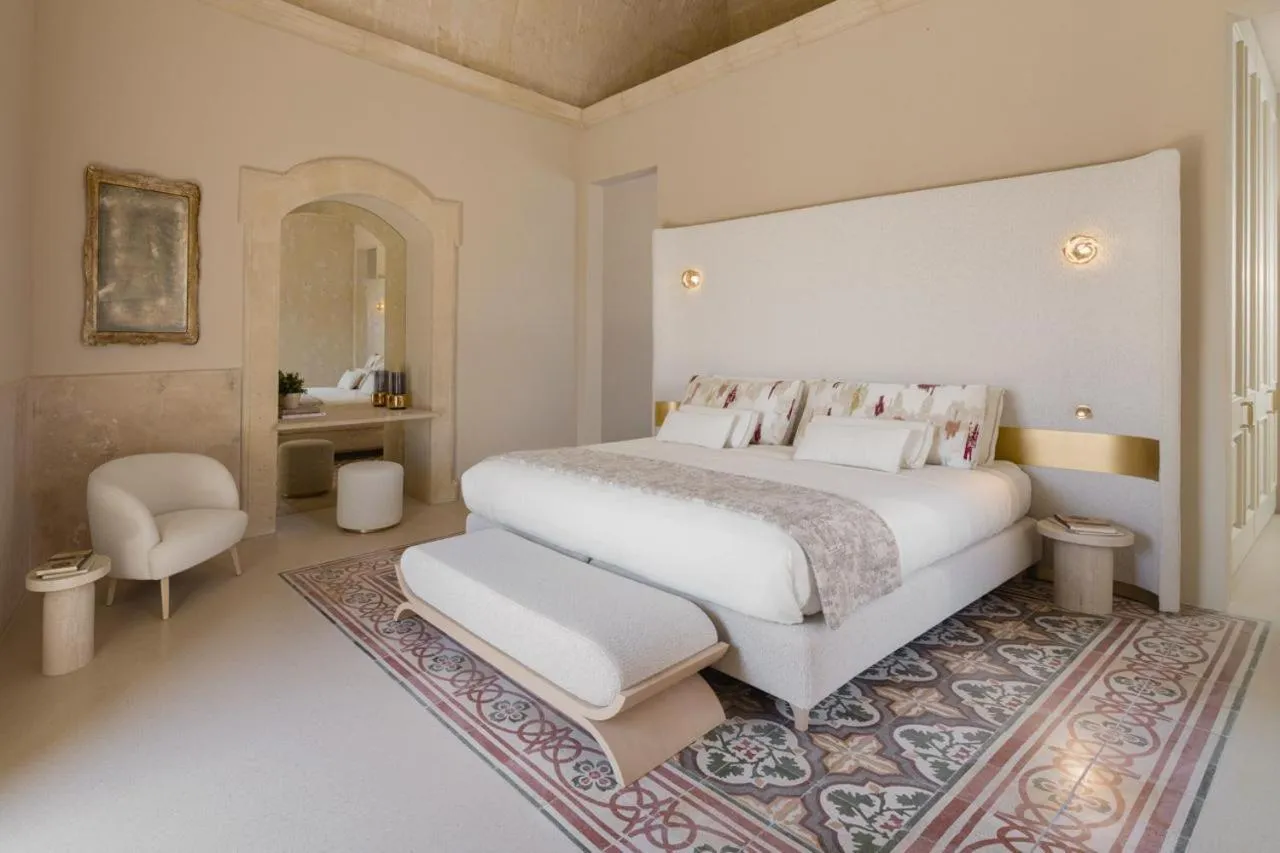Bed in Palazzo Del Duca Hotel & Restaurant