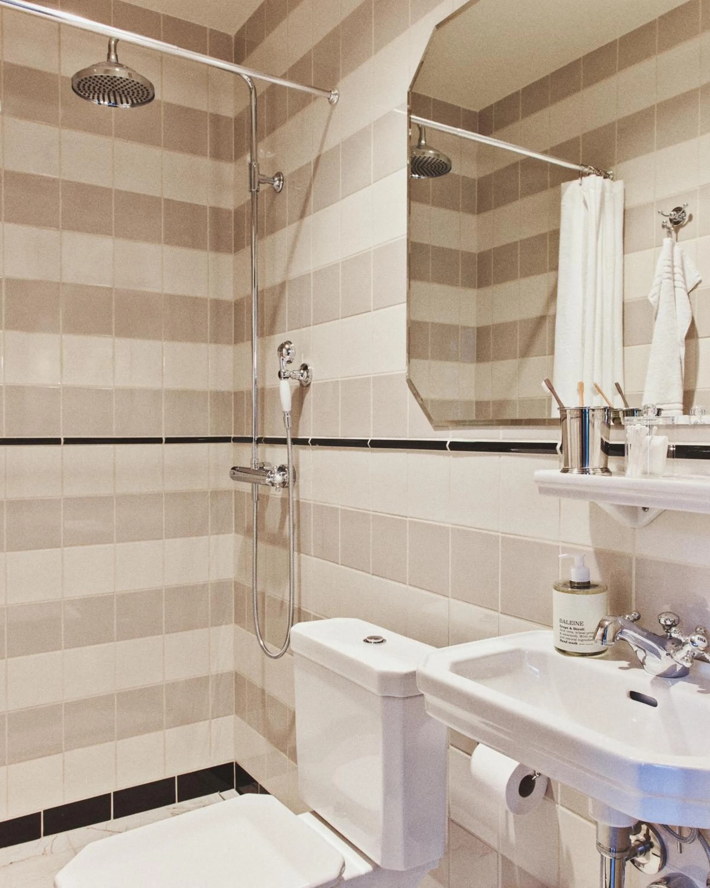 Bathroom in Hotel Bella Grande