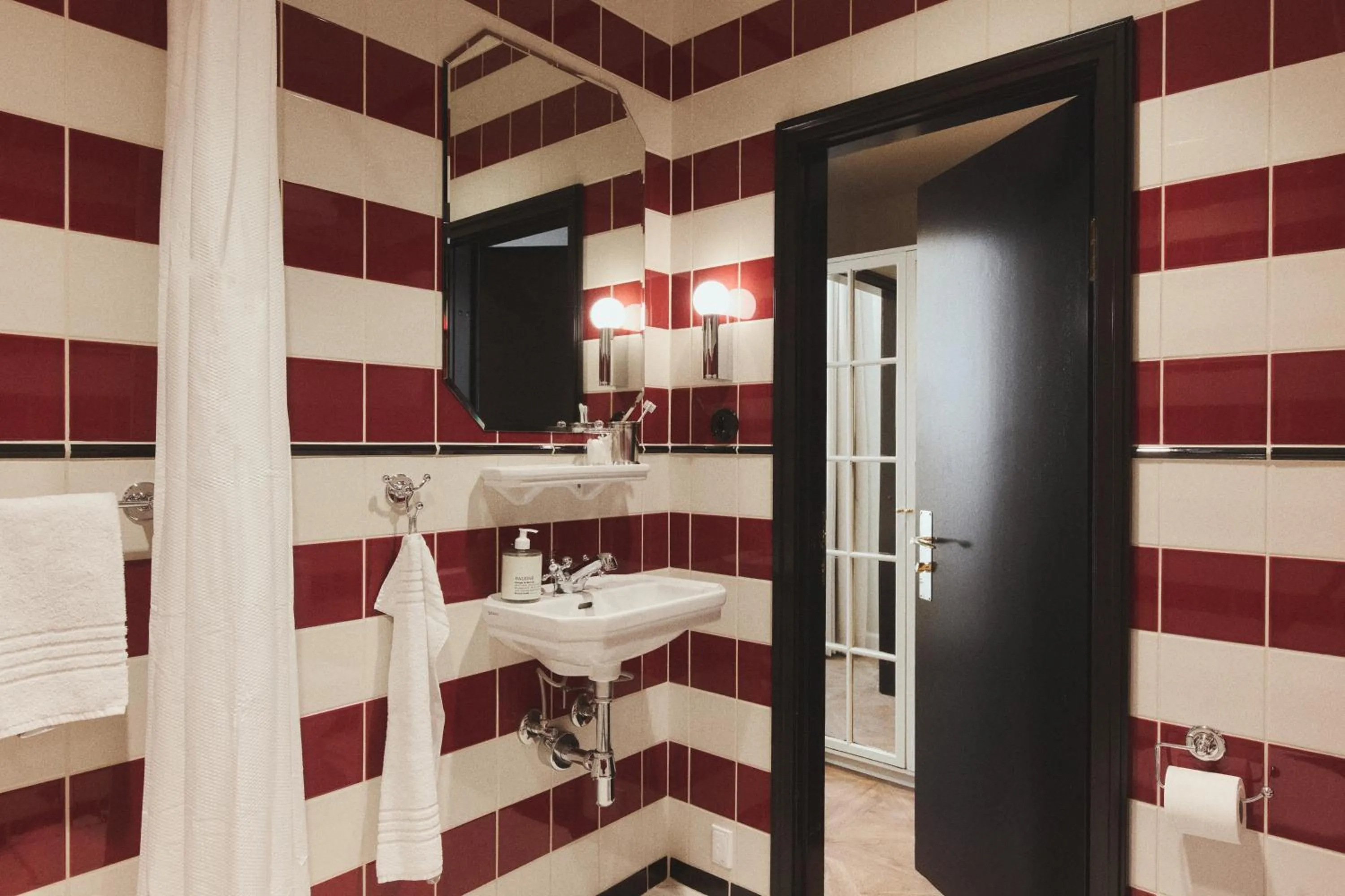 Bathroom in Hotel Bella Grande