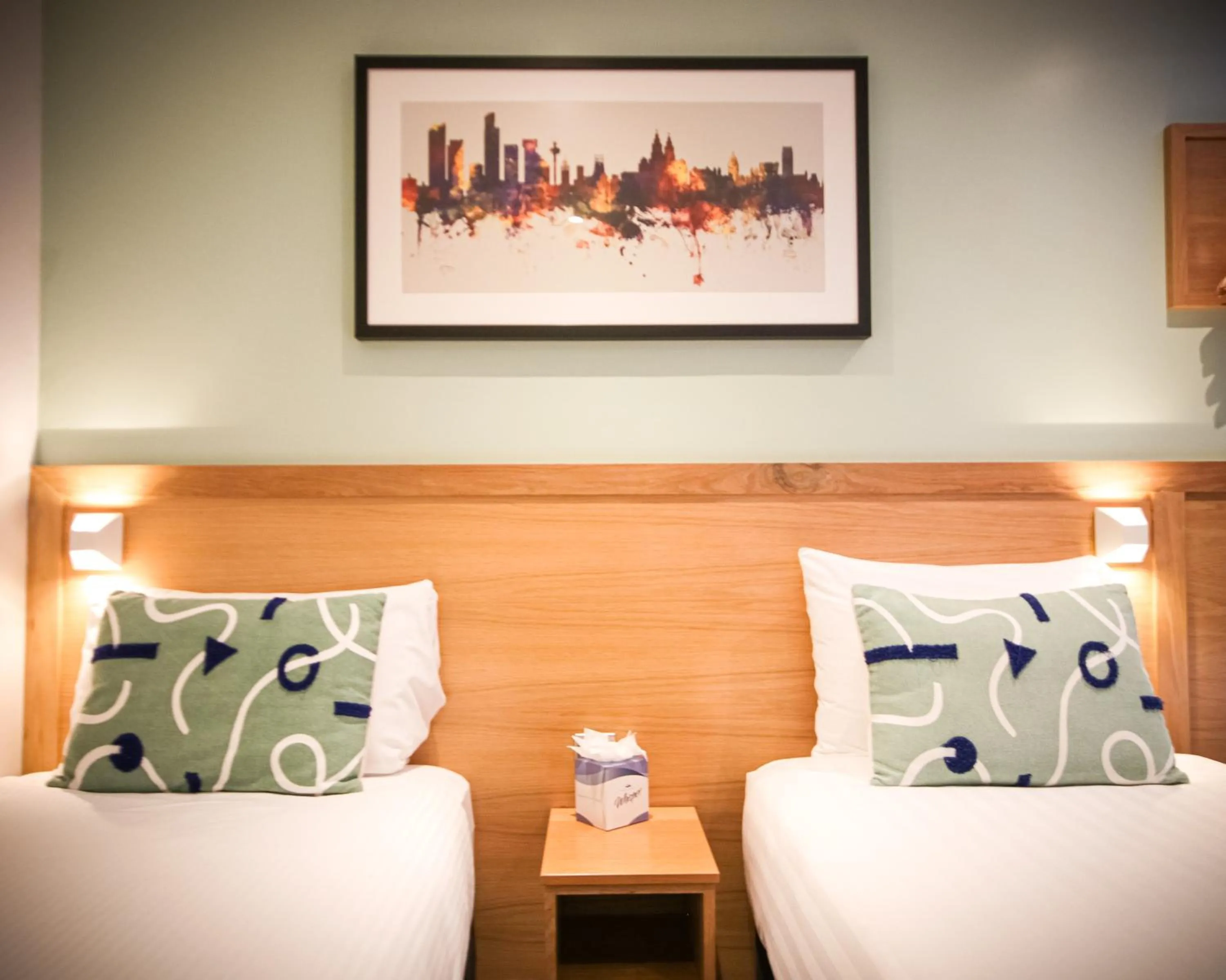 Bed in The Dolby Hotel Liverpool - Free city centre parking