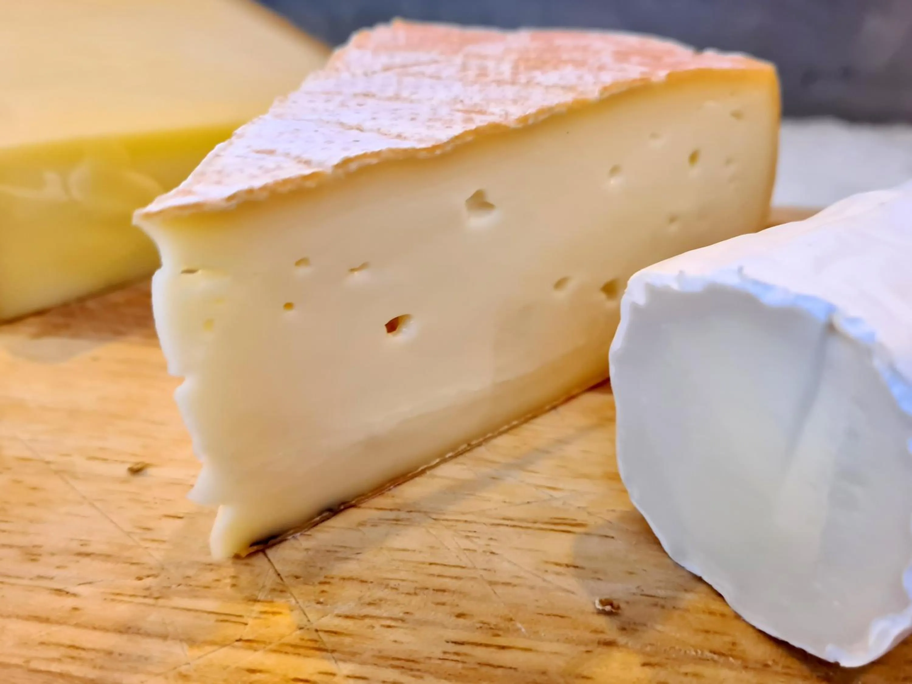 Buffet breakfast in The Originals City Hôtel Marseille Aéroport