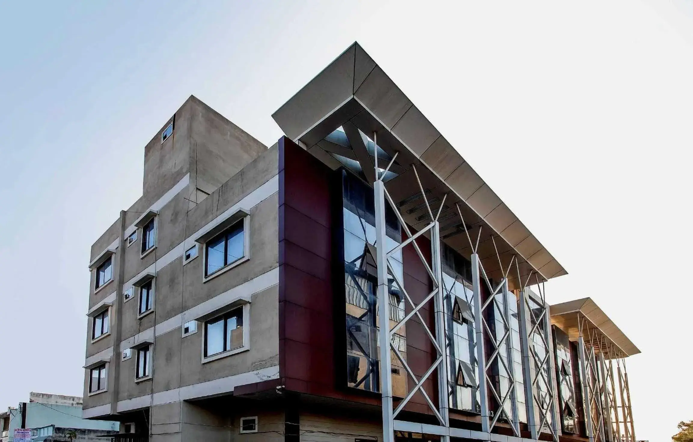 Facade/entrance in Capital O Swan Paradise Facade/entrance in Capital O Swan Paradise