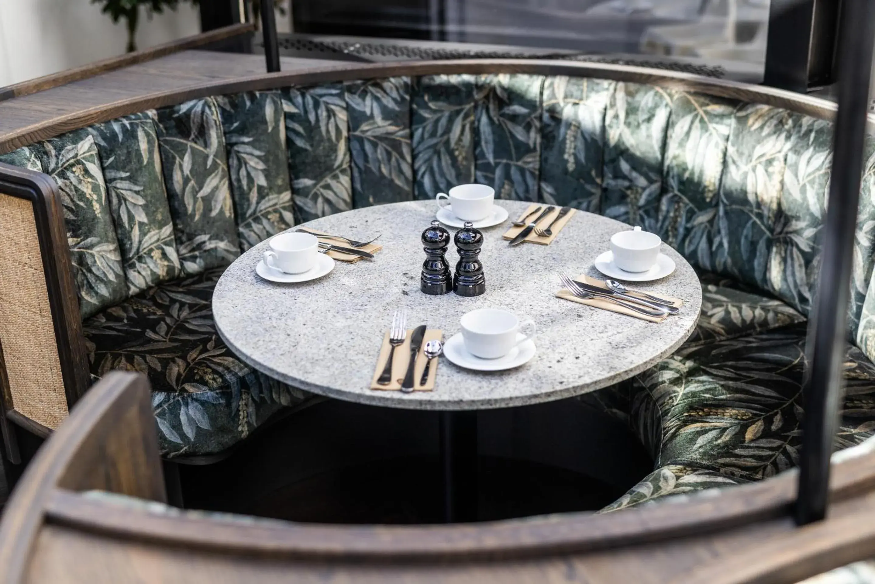 Restaurant/places to eat in Hotel Royal Restaurant/places to eat in Hotel Royal