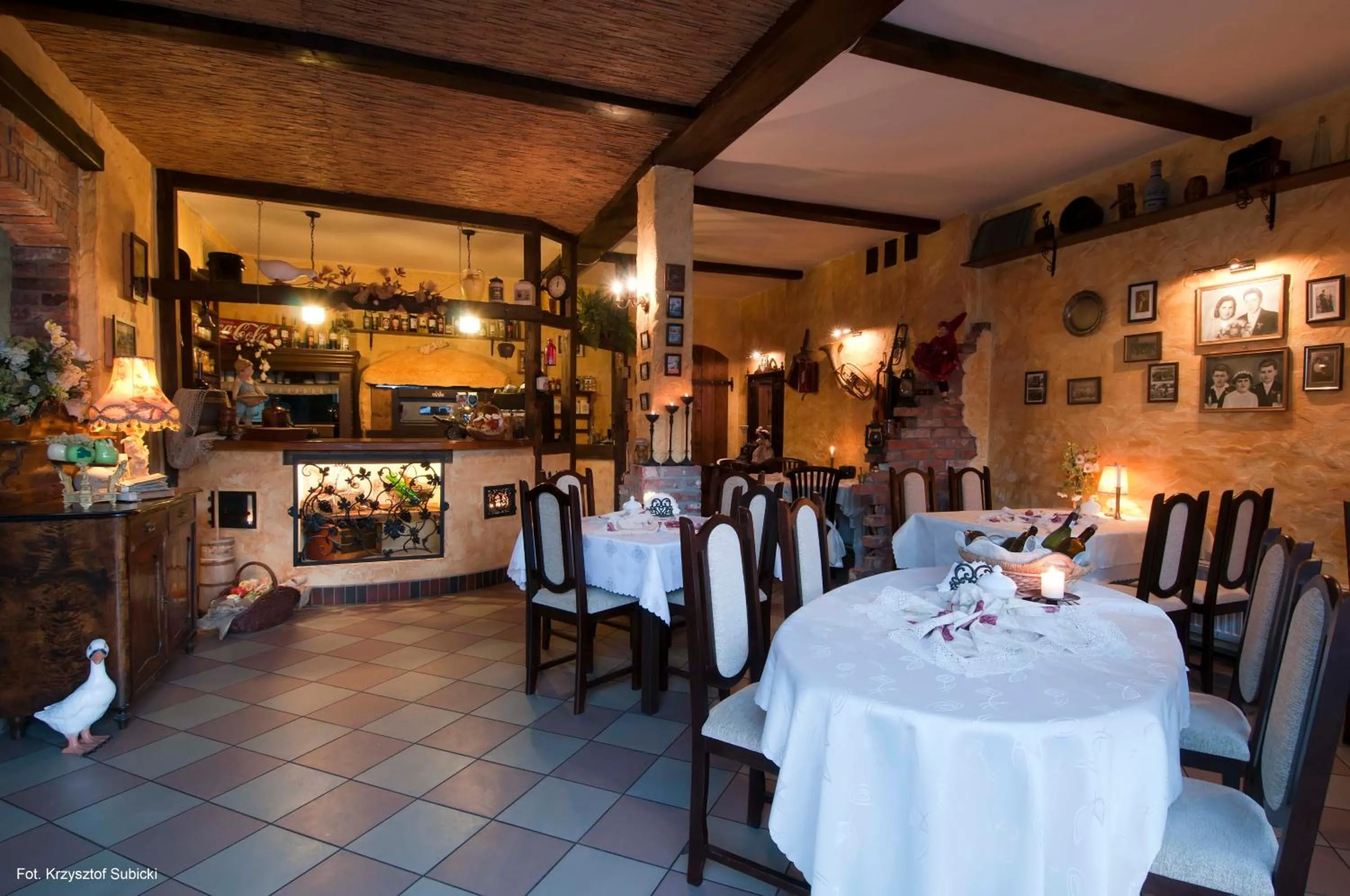 Restaurant/places to eat in Dom Wczasowy Laguna