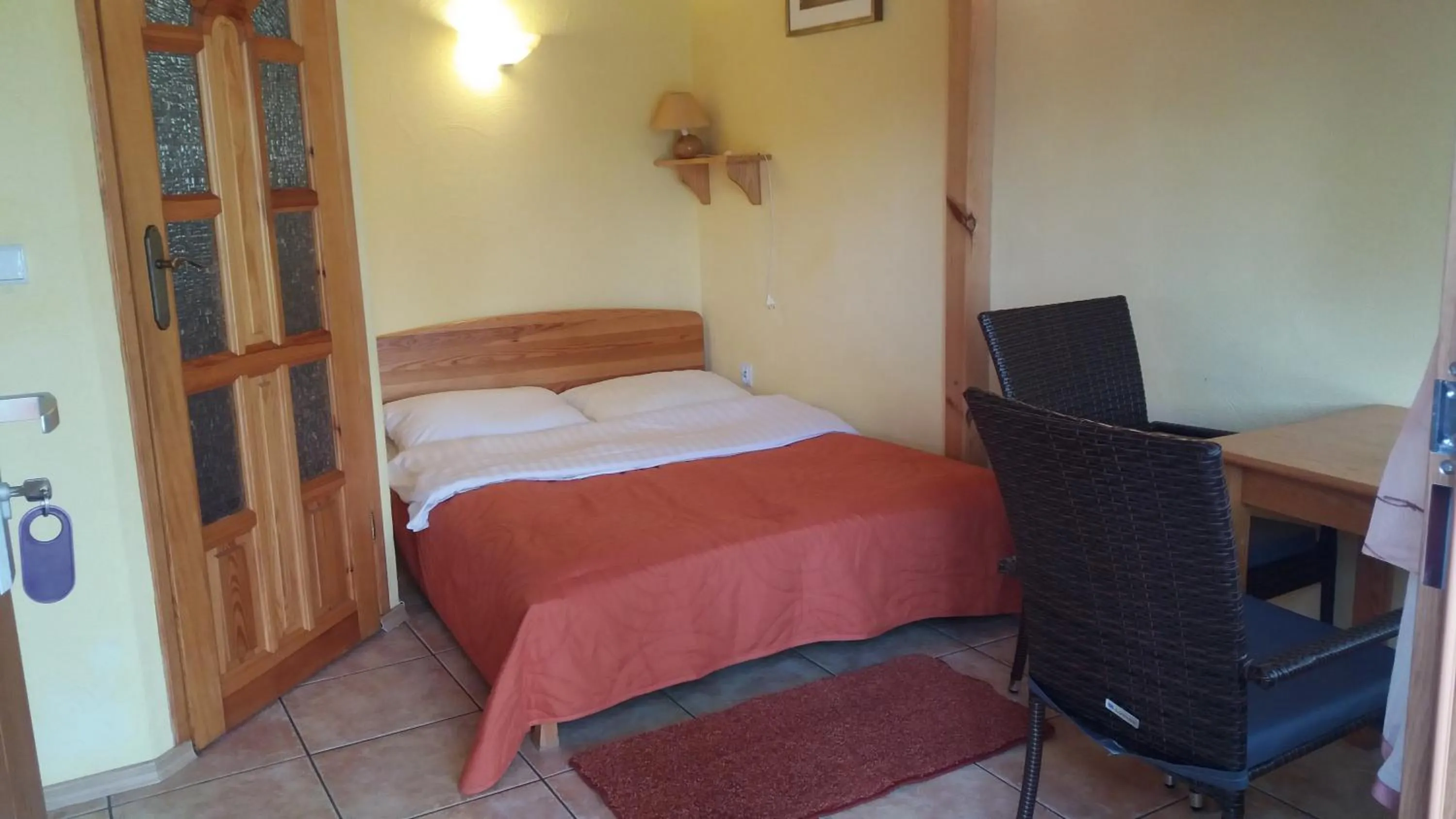 Facade/entrance, Bed in Dom Wczasowy Laguna