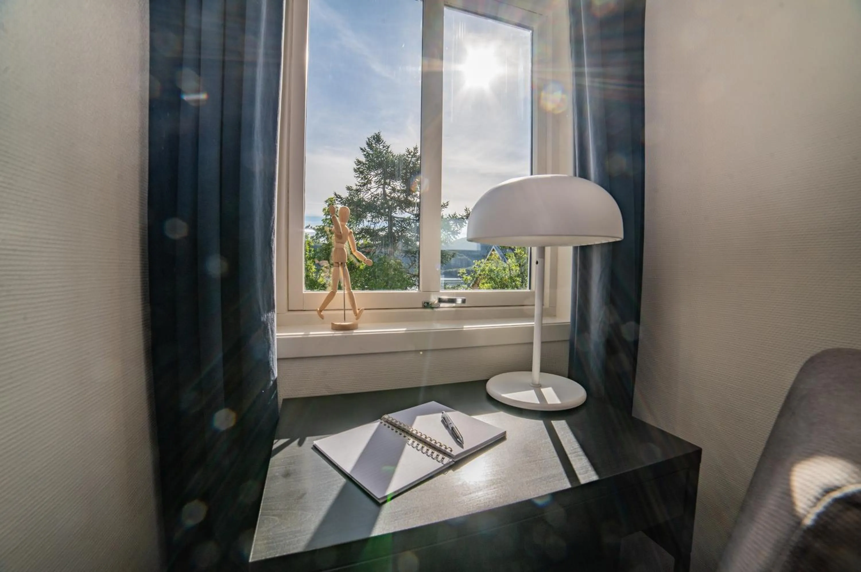 Seating area in Hotell Maritim Skjervoy