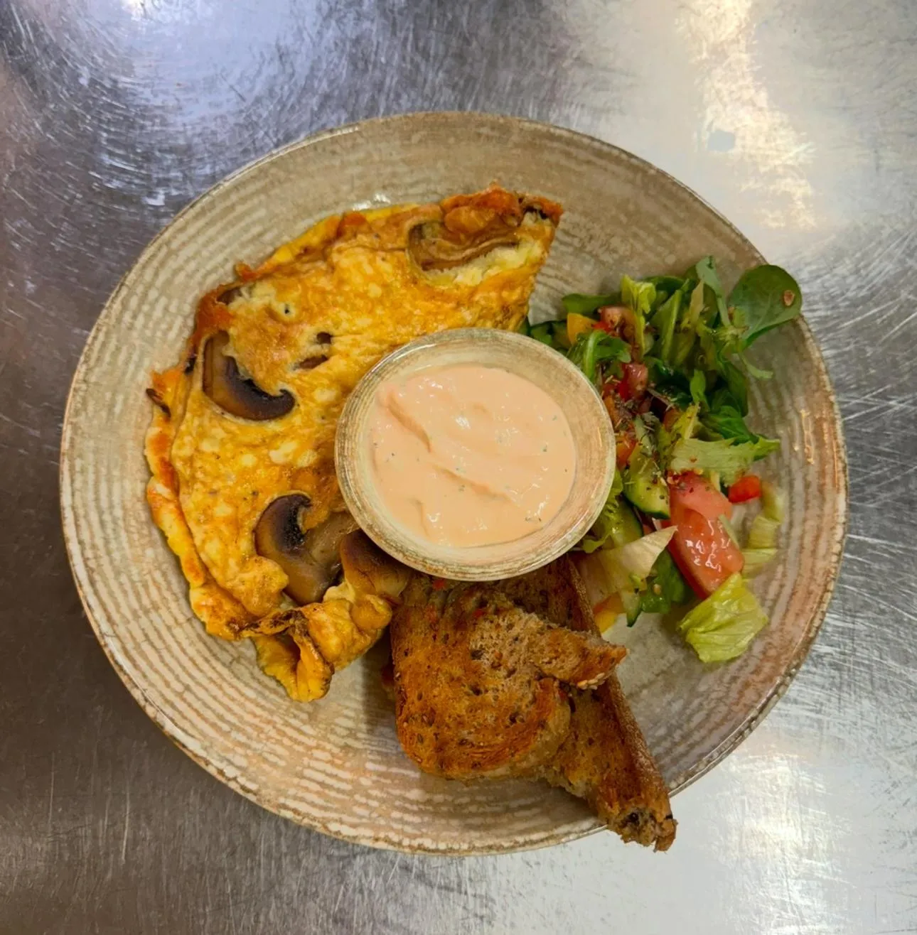 Restaurant/places to eat in Hotell Maritim Skjervoy