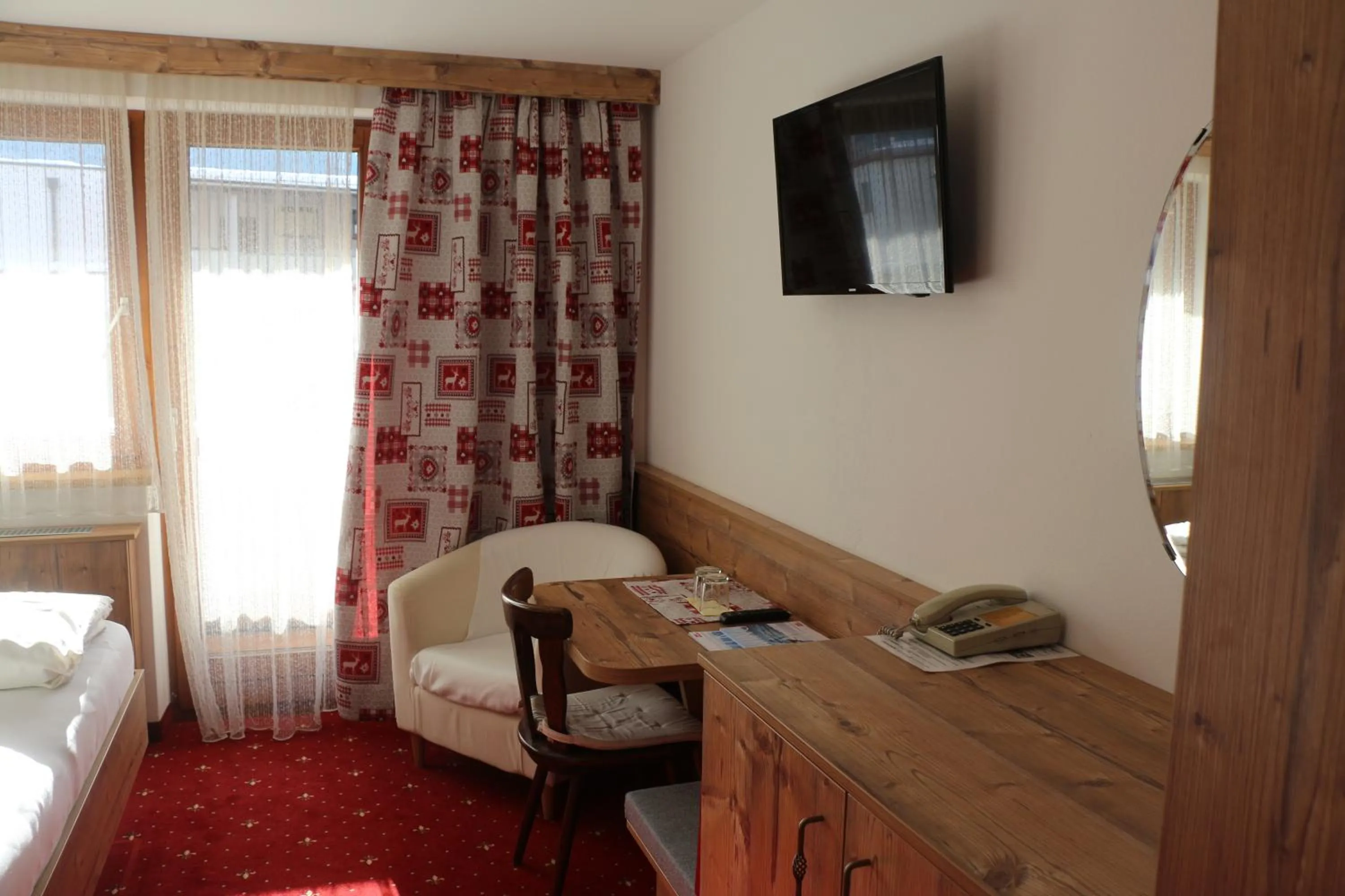 TV and multimedia, Bed in Pension Singer