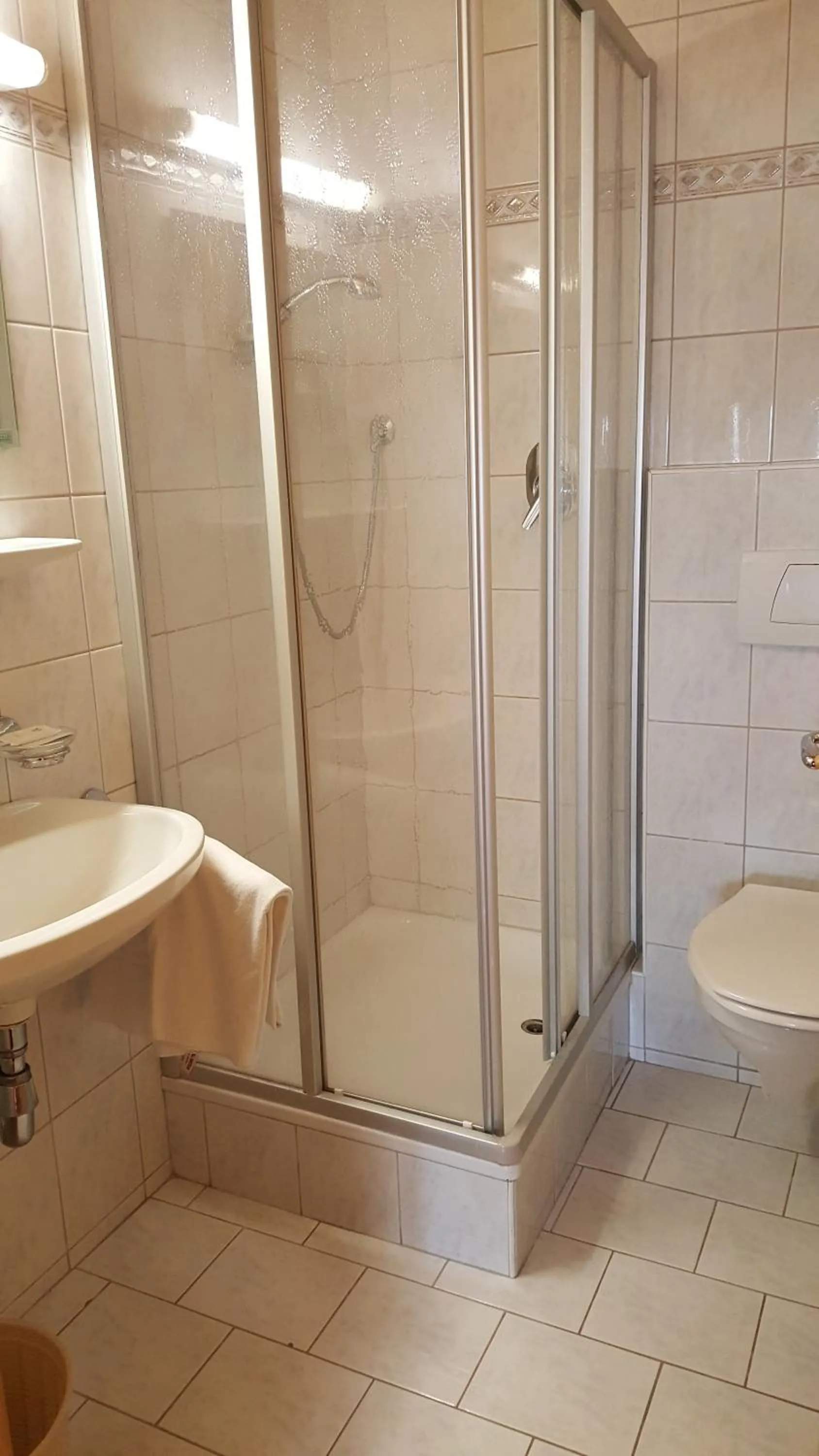 Bathroom in Pension Singer