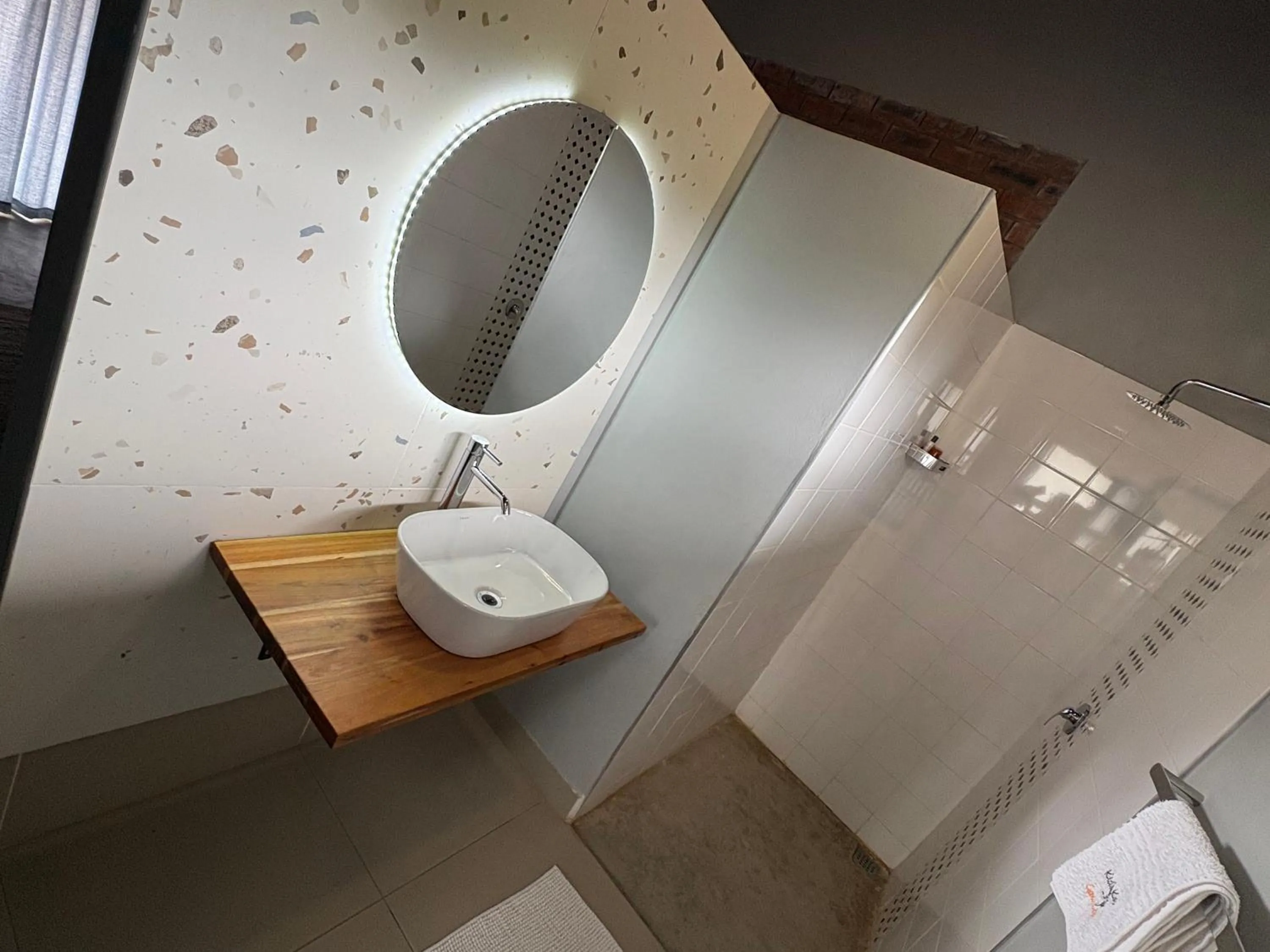 Shower in Klein Karoo Game Lodge