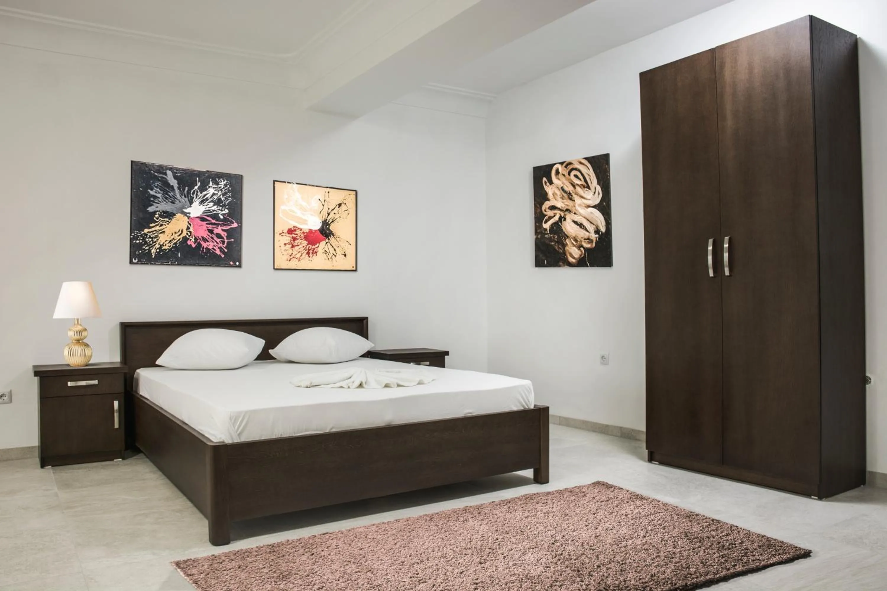 Bed in King Hotel