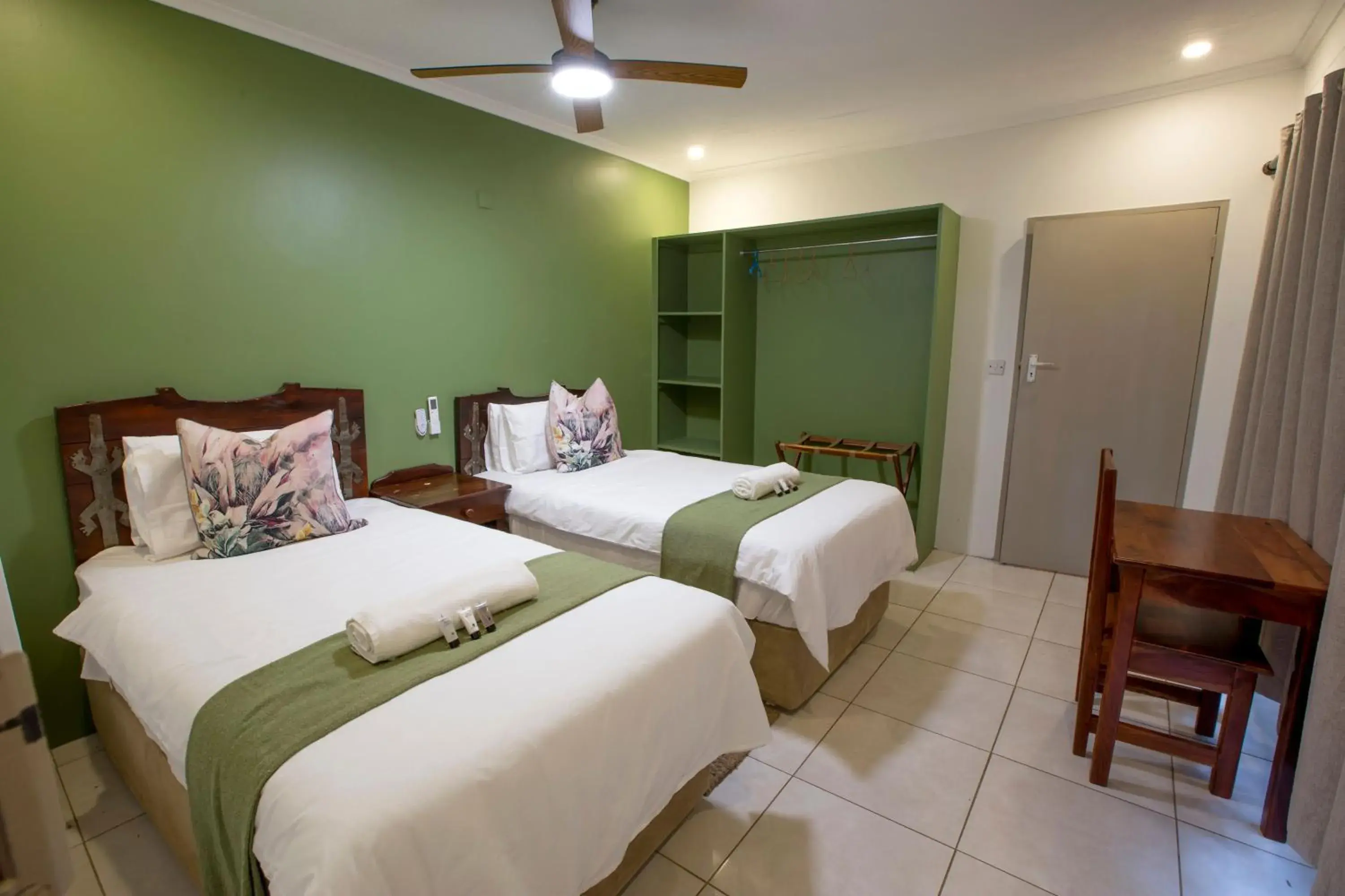 Twin Room with Shower in Livingstone Lodge Twin Room with Shower in Livingstone Lodge