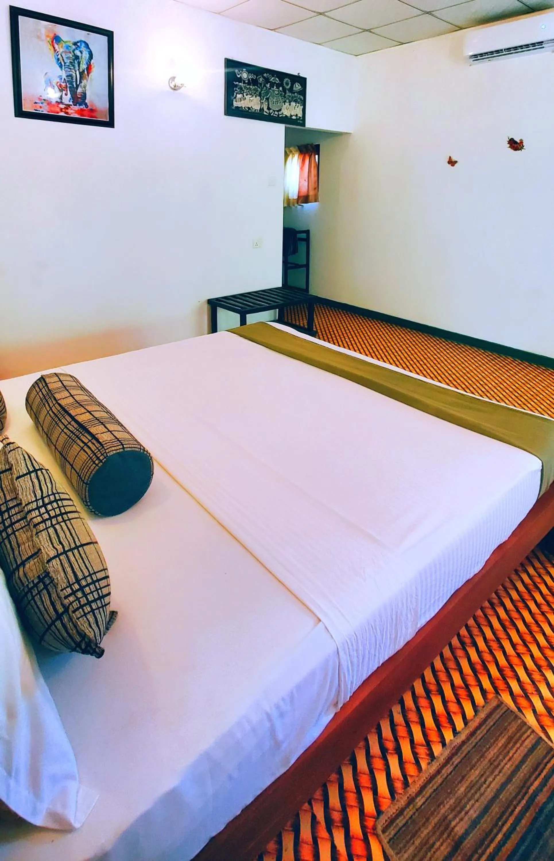 Bedroom, Bed in Lakmal Resort Sigiriya