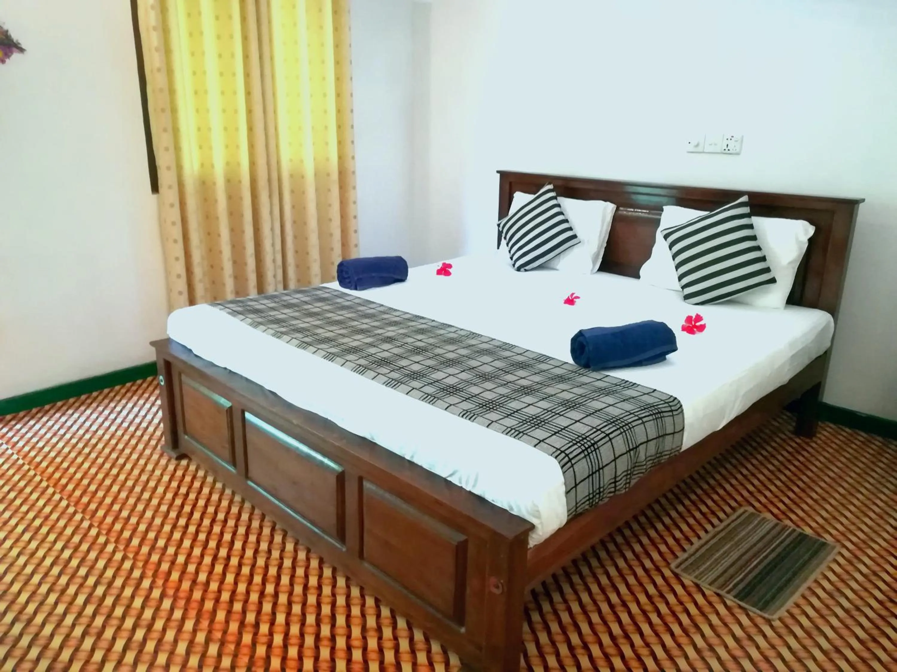 Bedroom, Bed in Lakmal Resort Sigiriya