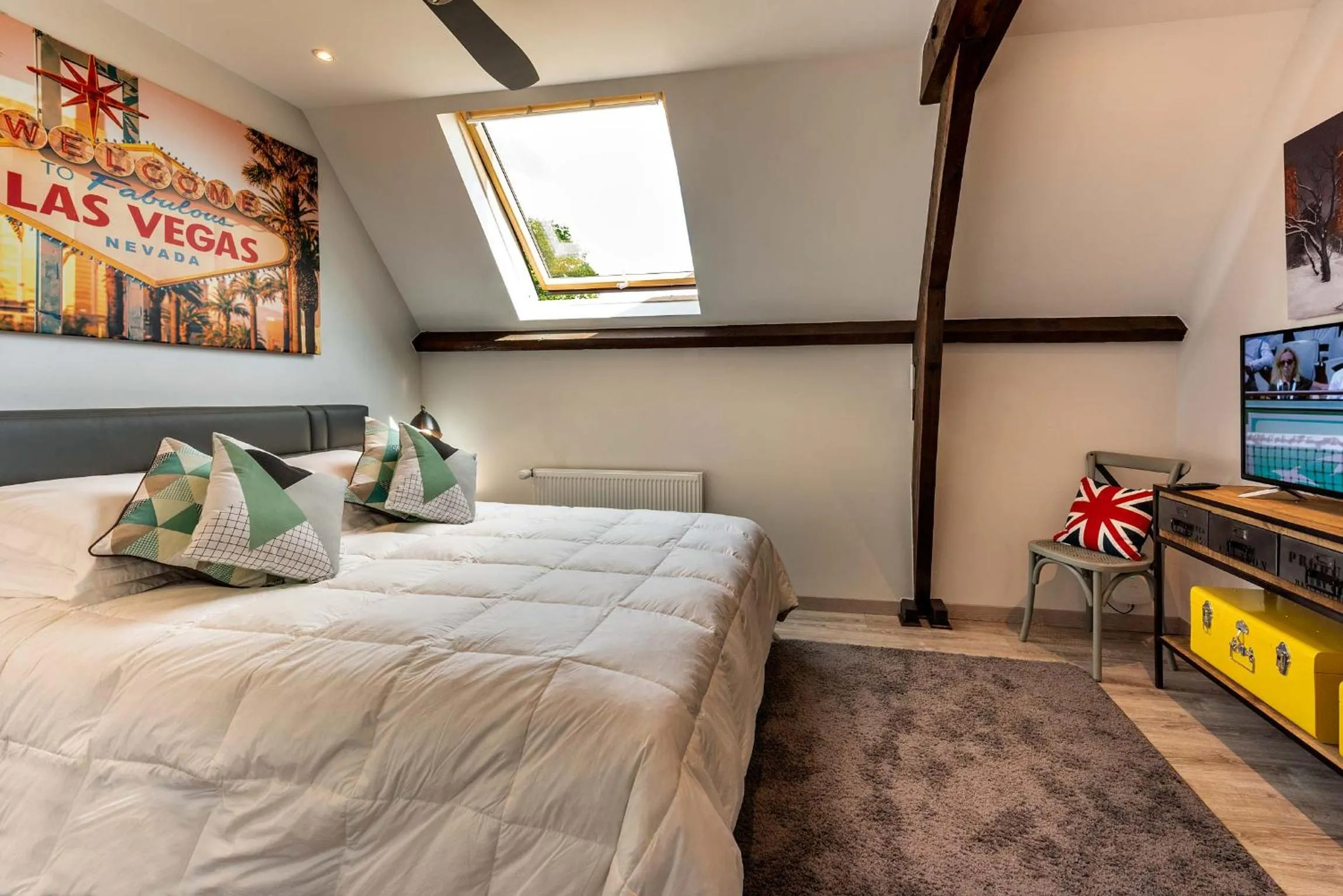 Photo of the whole room, Bed in Domaine du Bois des Anges