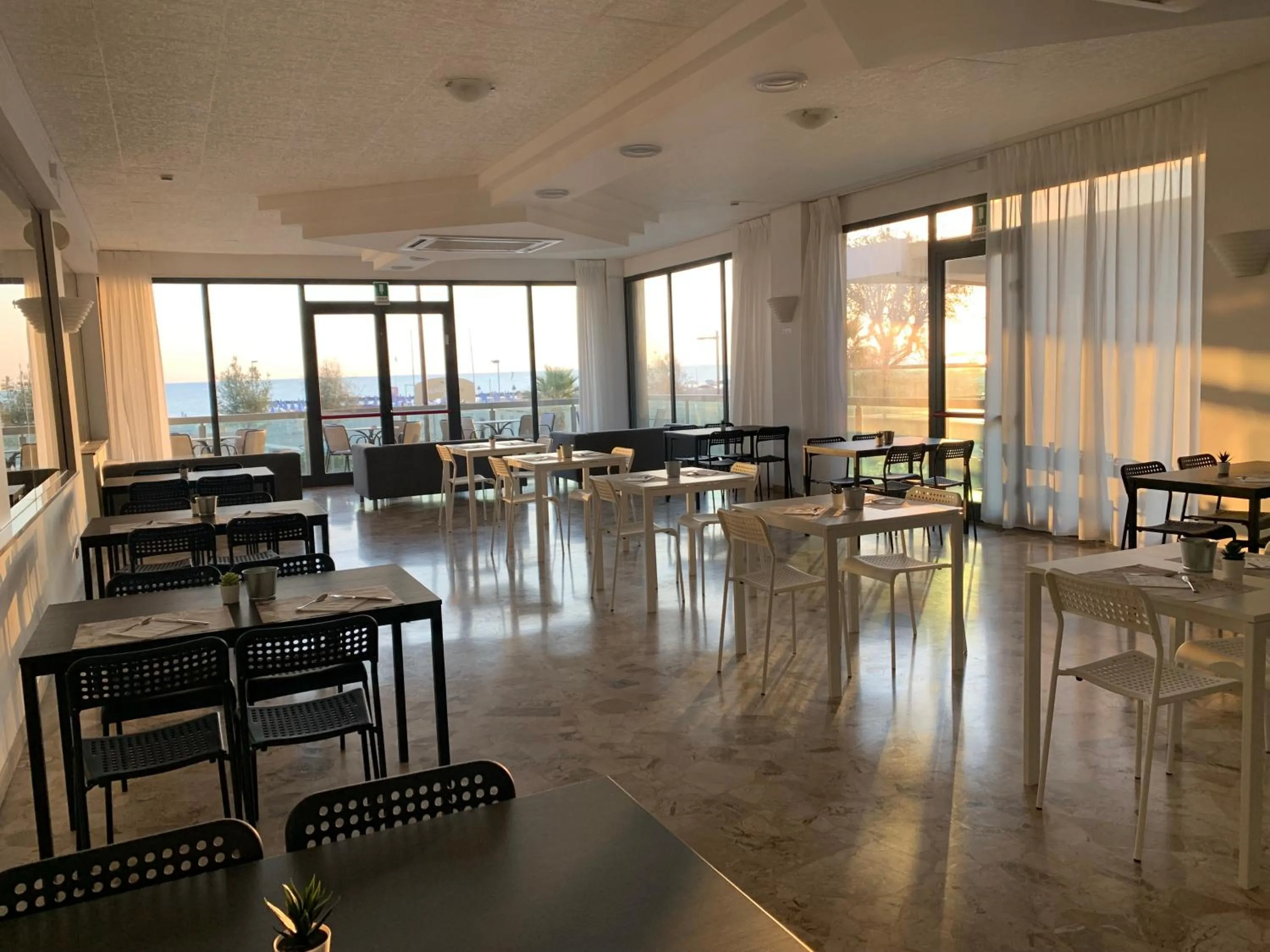 Breakfast in Hotel Tritone Rimini