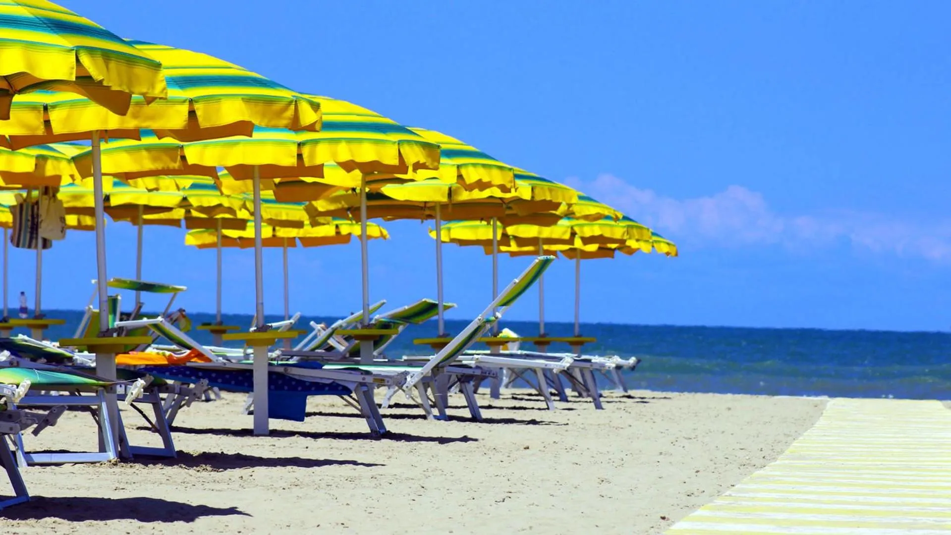 Beach in Hotel Tritone Rimini