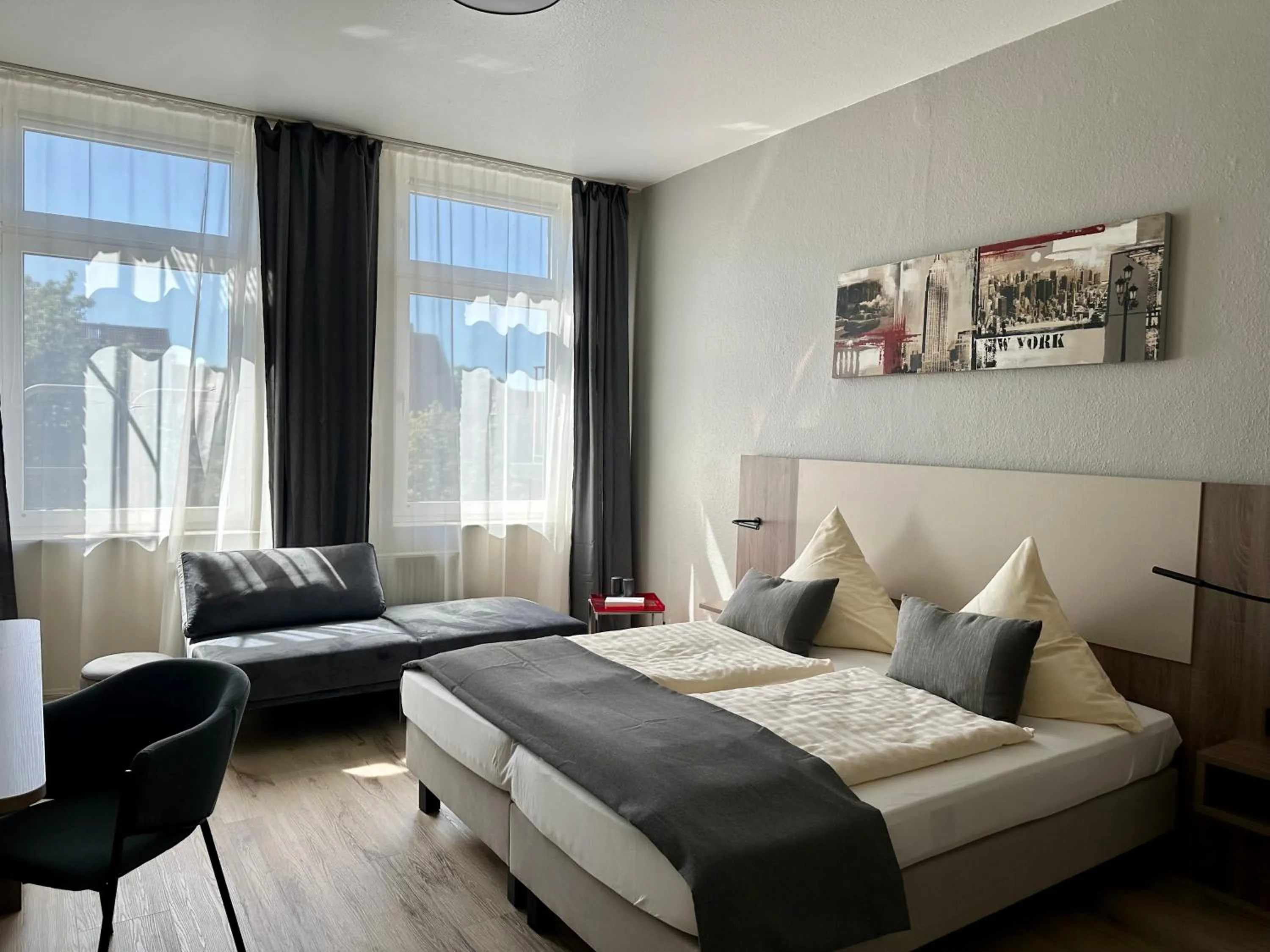 Bed in City Hotel Hameln