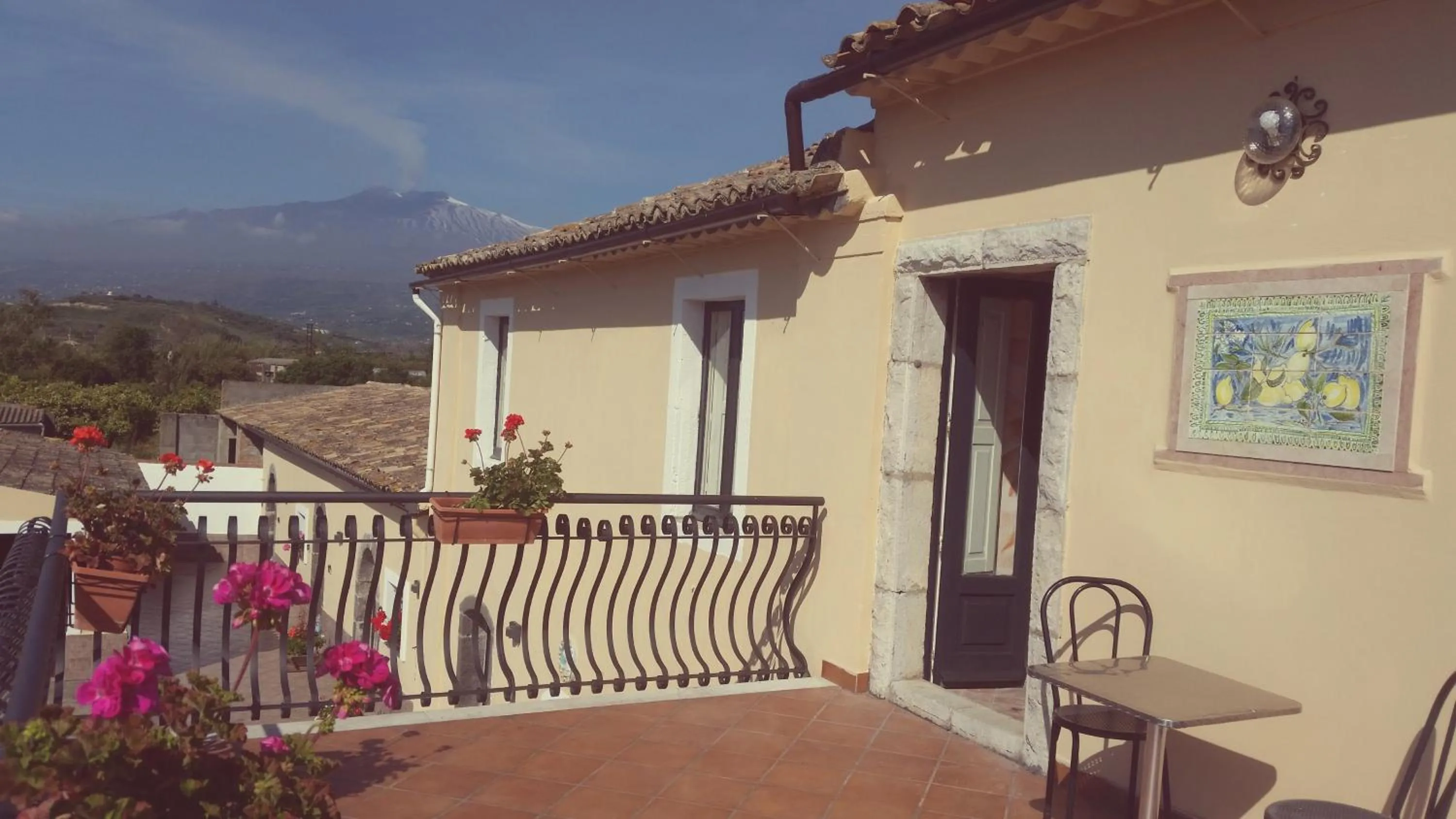 Apartment with Terrace in Villa Laura Apartment