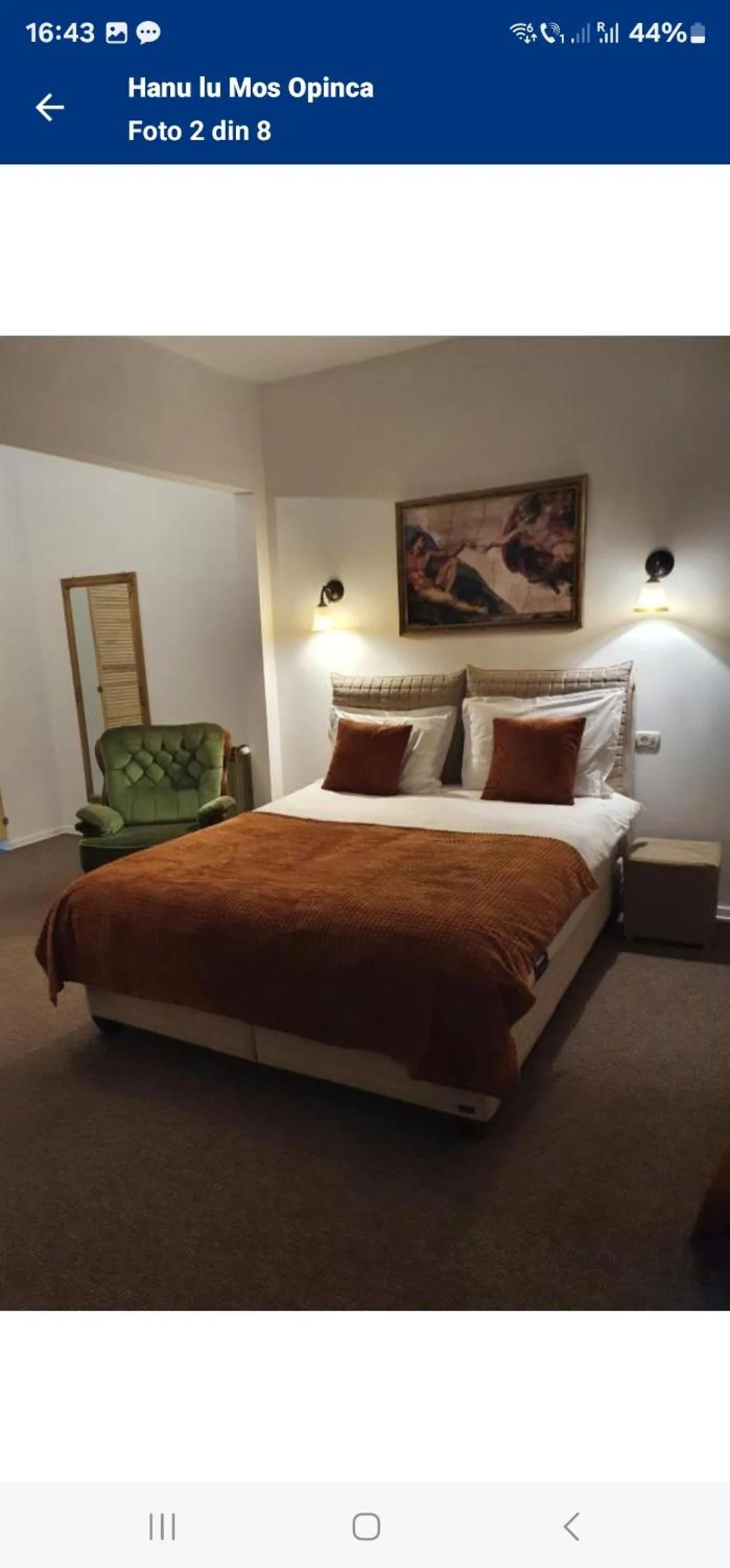 Bed in Hanu lu Mos Opinca