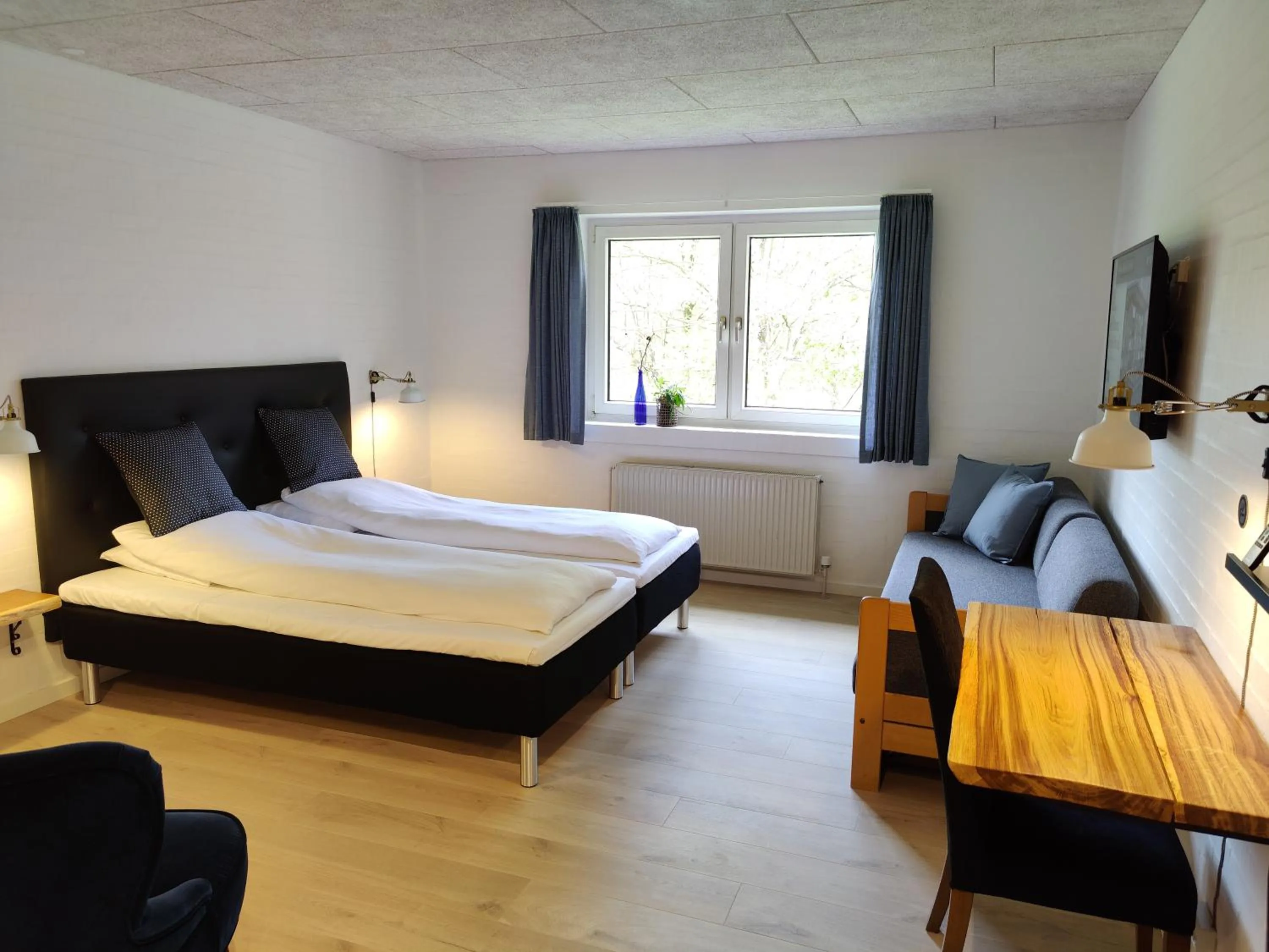 Family, Bed in Sdr. Omme Kro & Hotel