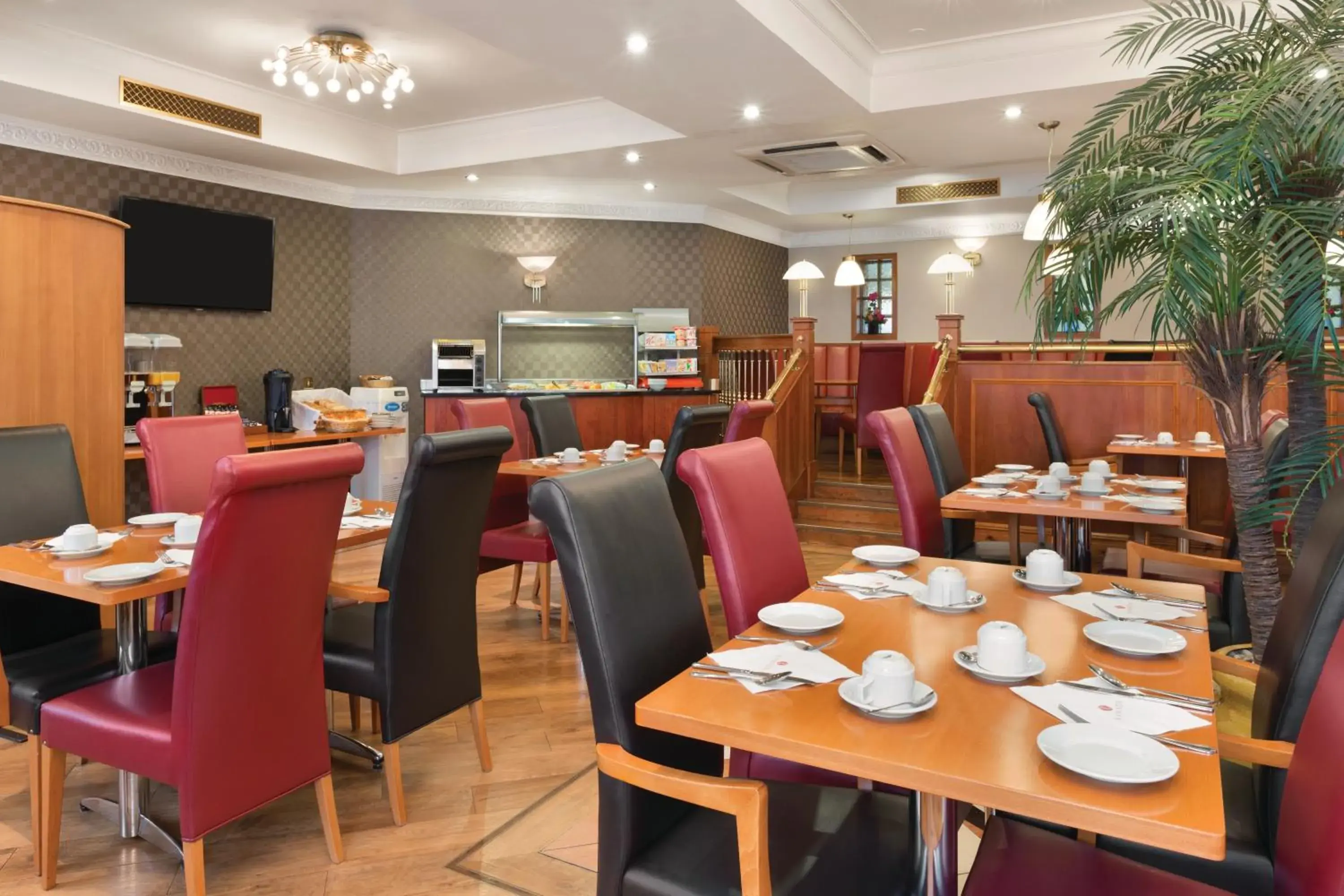 Restaurant/places to eat in Savera Hotel South Ruislip Restaurant/places to eat in Savera Hotel South Ruislip