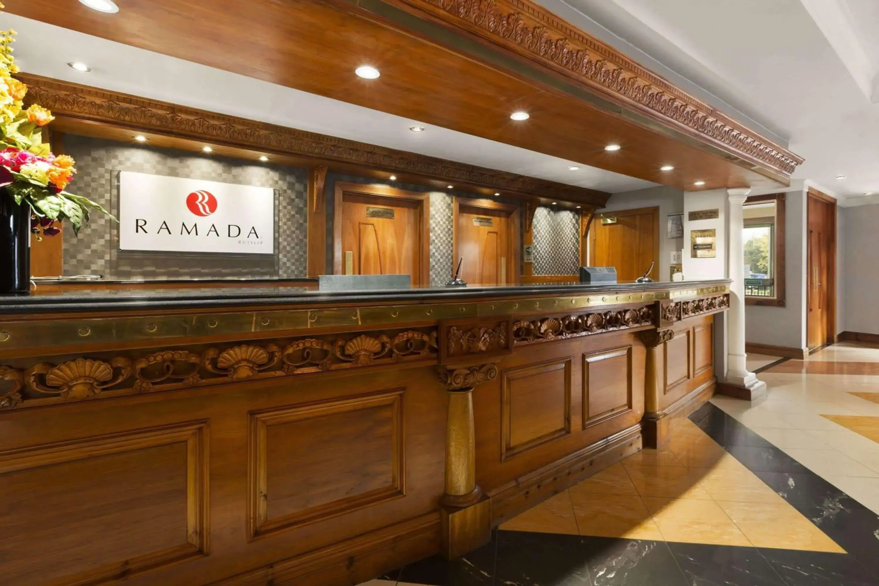 Lobby or reception in Savera Hotel South Ruislip Lobby or reception in Savera Hotel South Ruislip