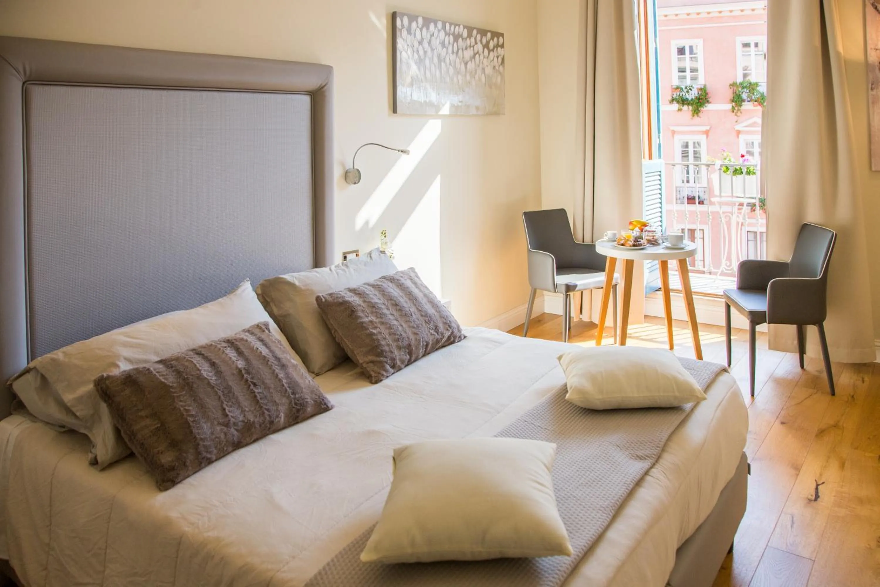 Spring, Bed in Antico Corso Charme