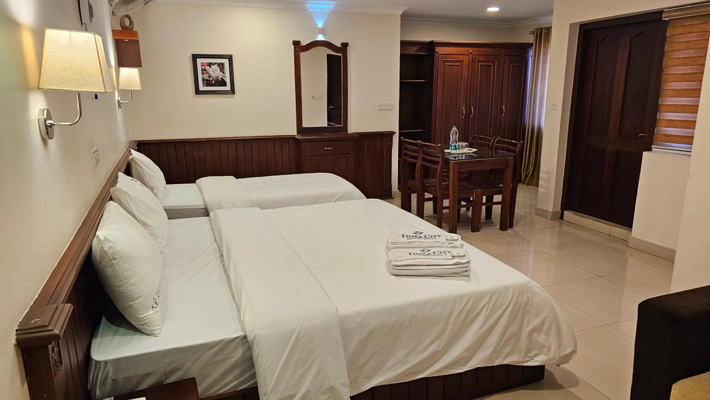 Bed in Deira City Residency