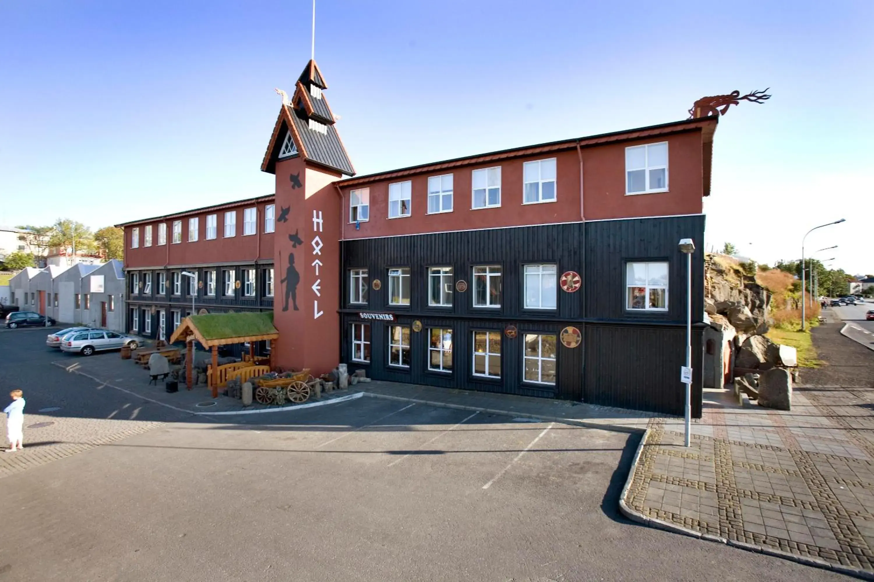 Facade/entrance in Hotel Viking Facade/entrance in Hotel Viking