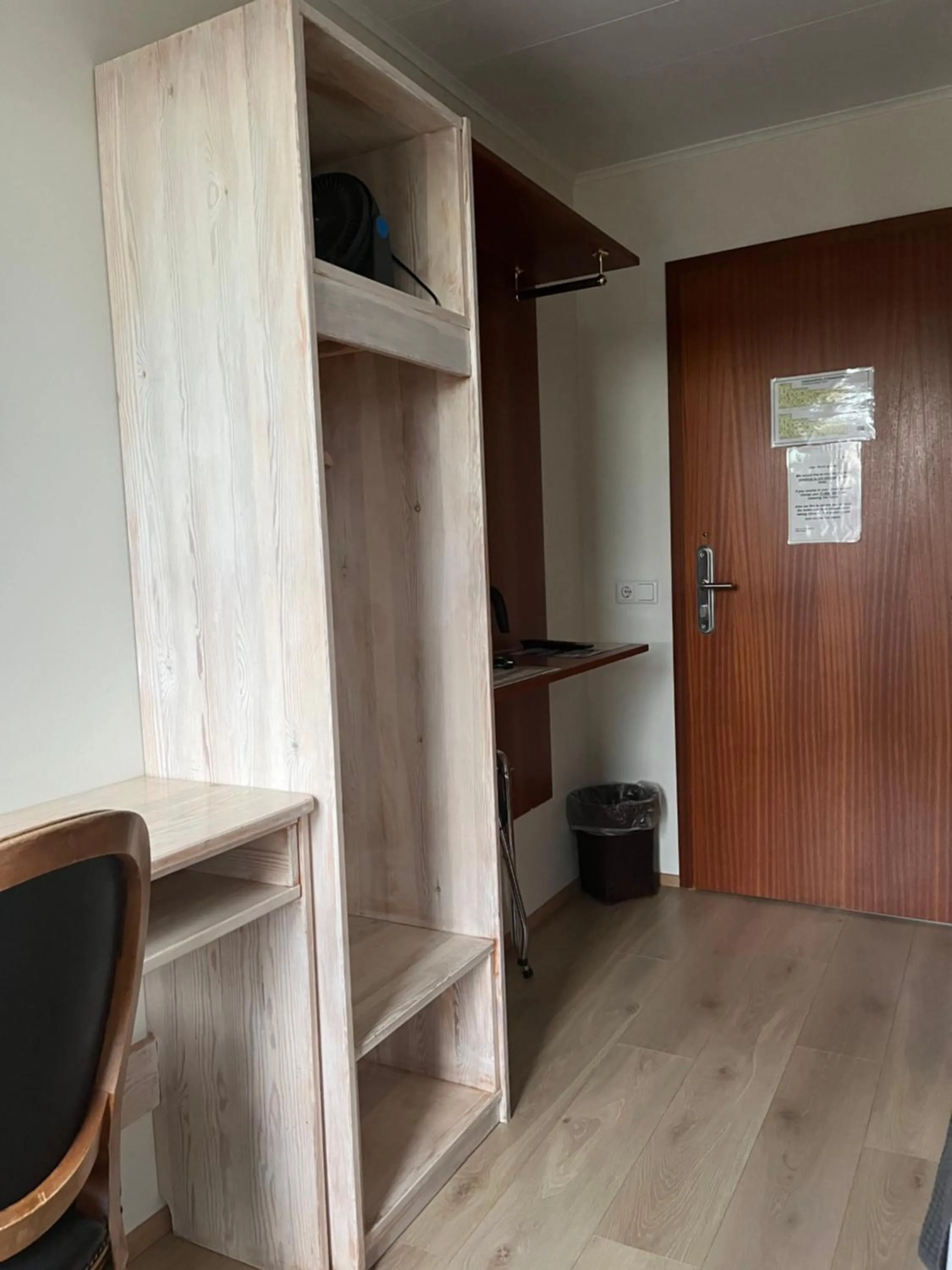 wardrobe in Hotel Viking