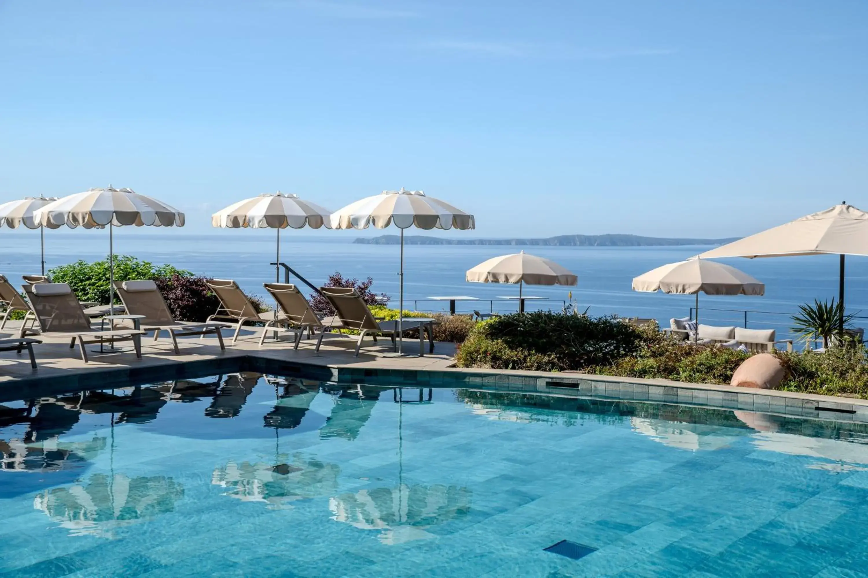 Swimming pool in Hôtel La Villa Douce Swimming pool in Hôtel La Villa Douce