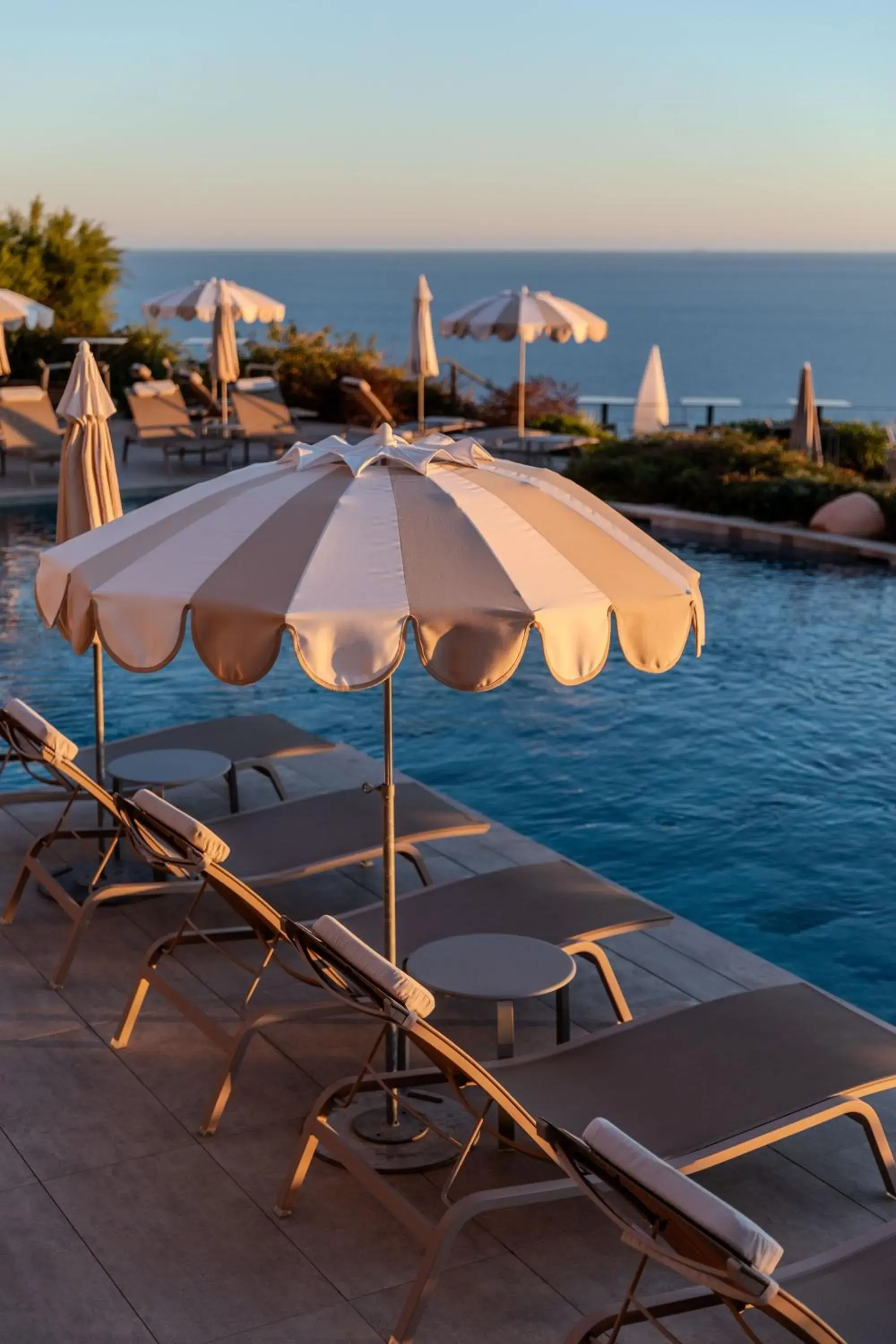 Swimming pool in Hôtel La Villa Douce Swimming pool in Hôtel La Villa Douce