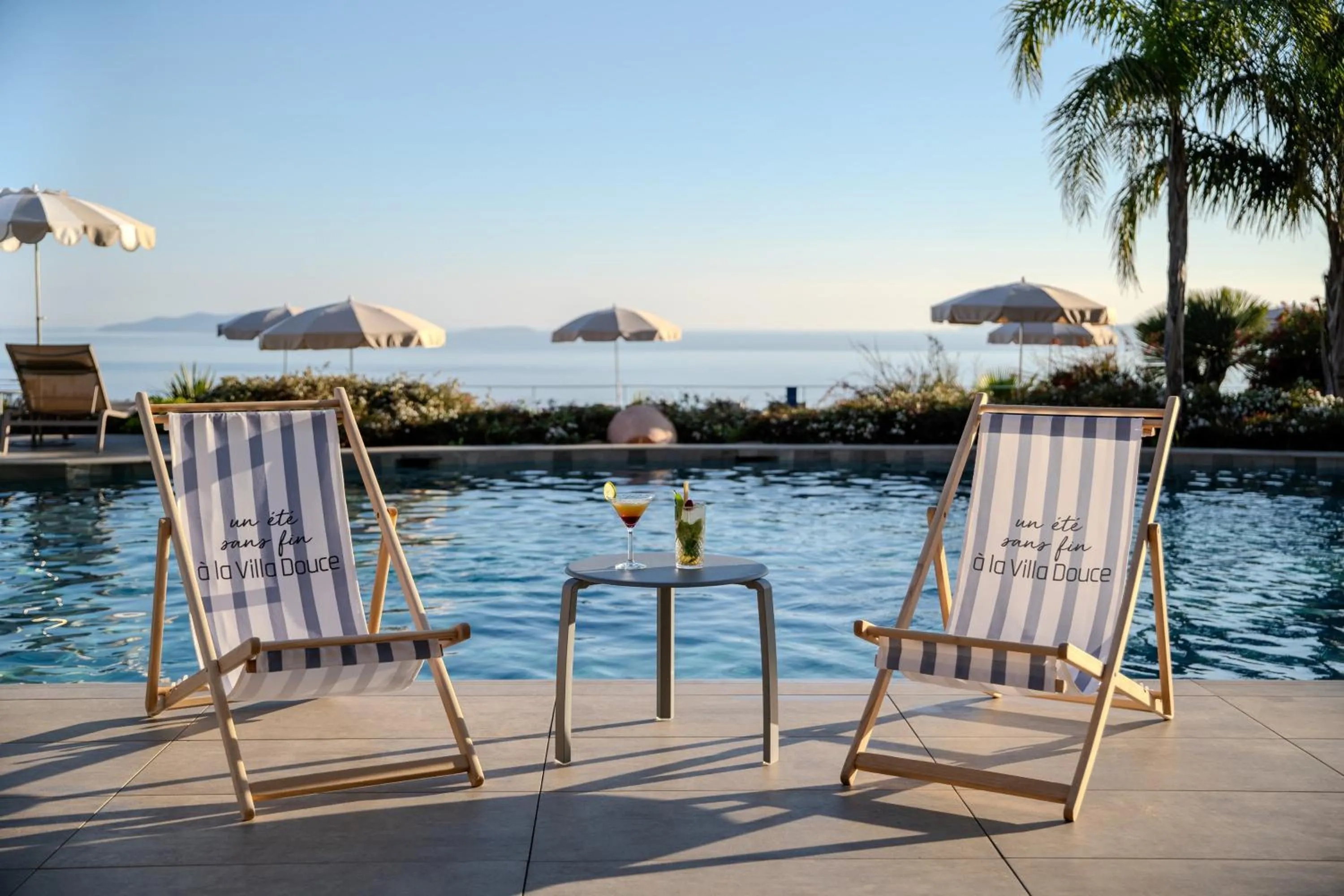 Lounge or bar in Hôtel La Villa Douce