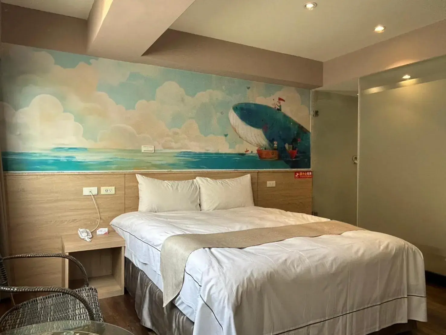 room service, Bed in Dazz Inn room service, Bed in Dazz Inn