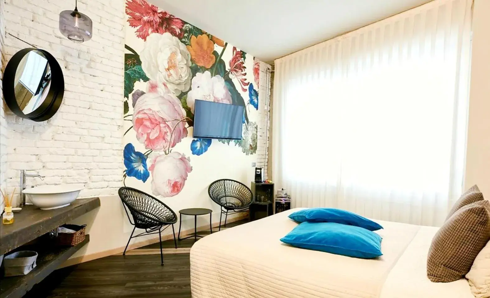 Deluxe Double Room in 15 Quindici by Serendipity Rooms Deluxe Double Room in 15 Quindici by Serendipity Rooms