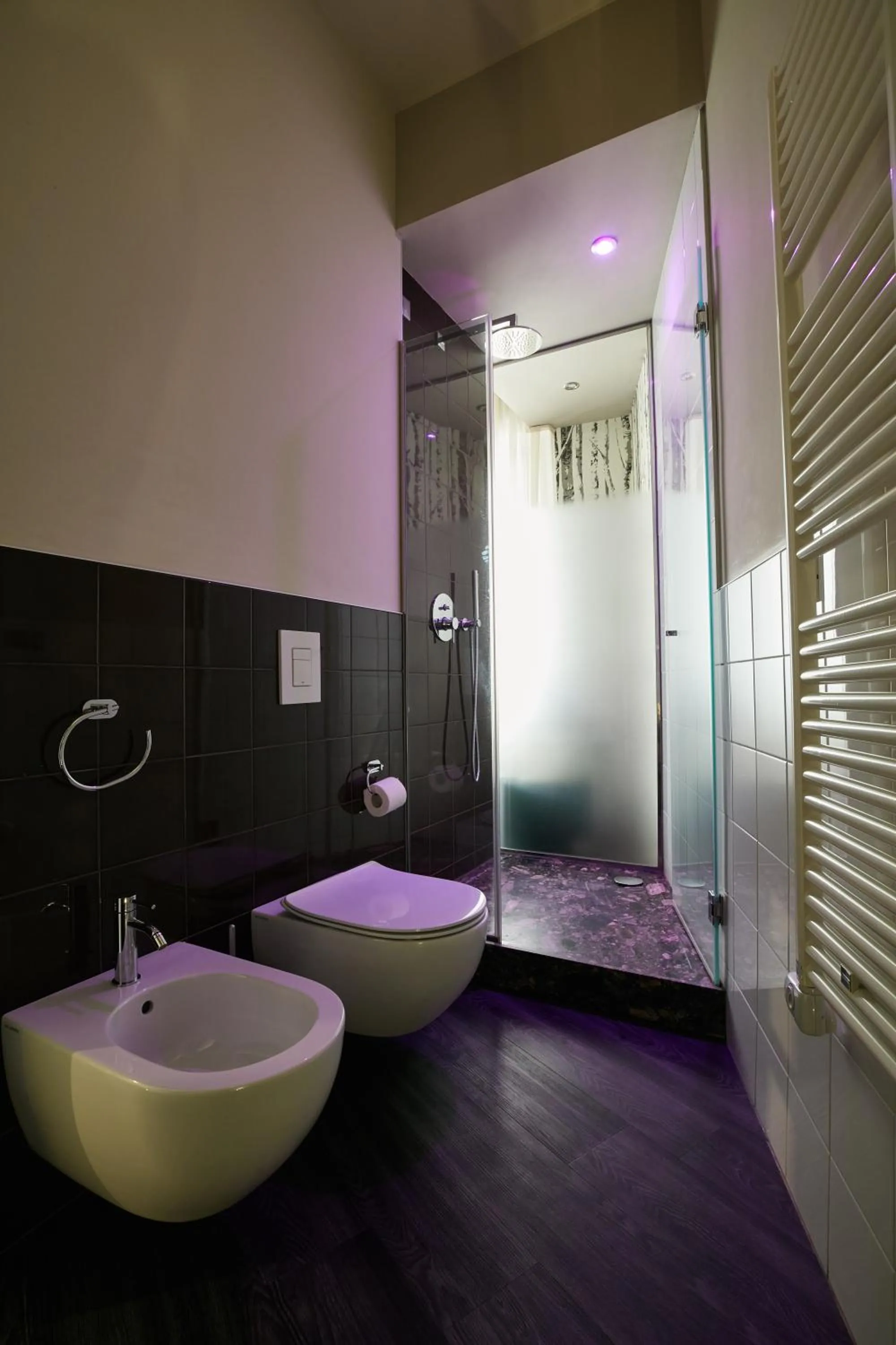 Bathroom in 15 Quindici by Serendipity Rooms