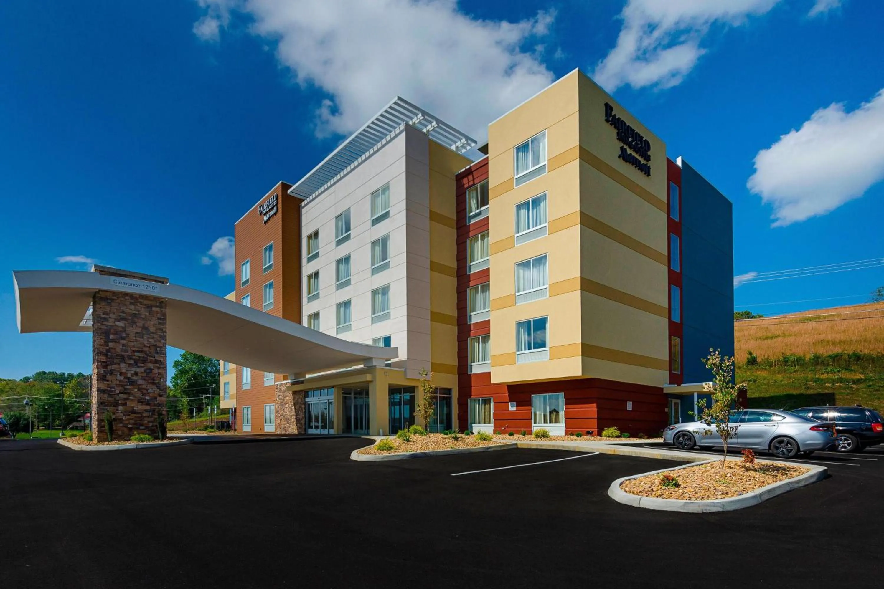 Property building in Fairfield Inn & Suites by Marriott Abingdon