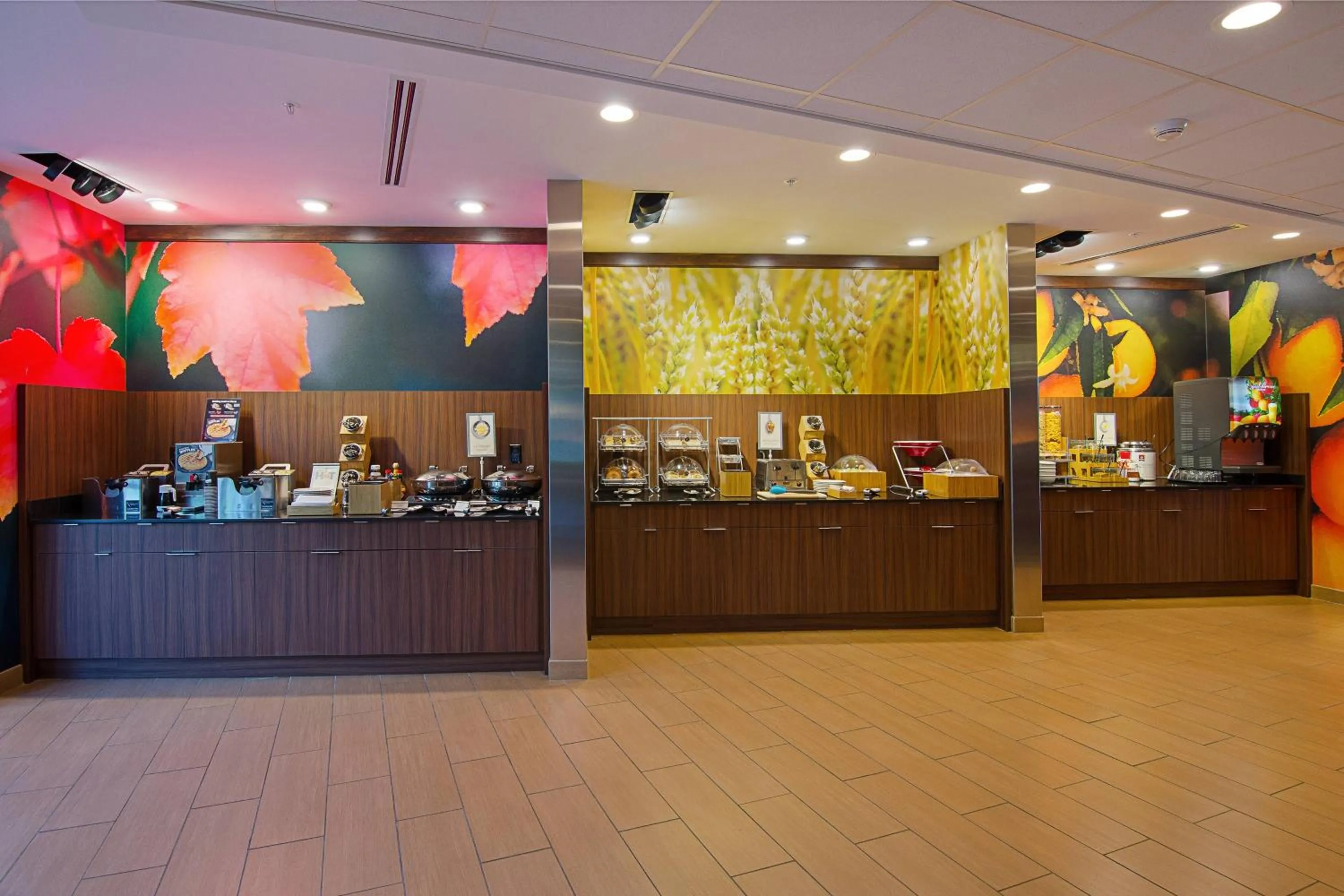 Breakfast in Fairfield Inn & Suites by Marriott Abingdon