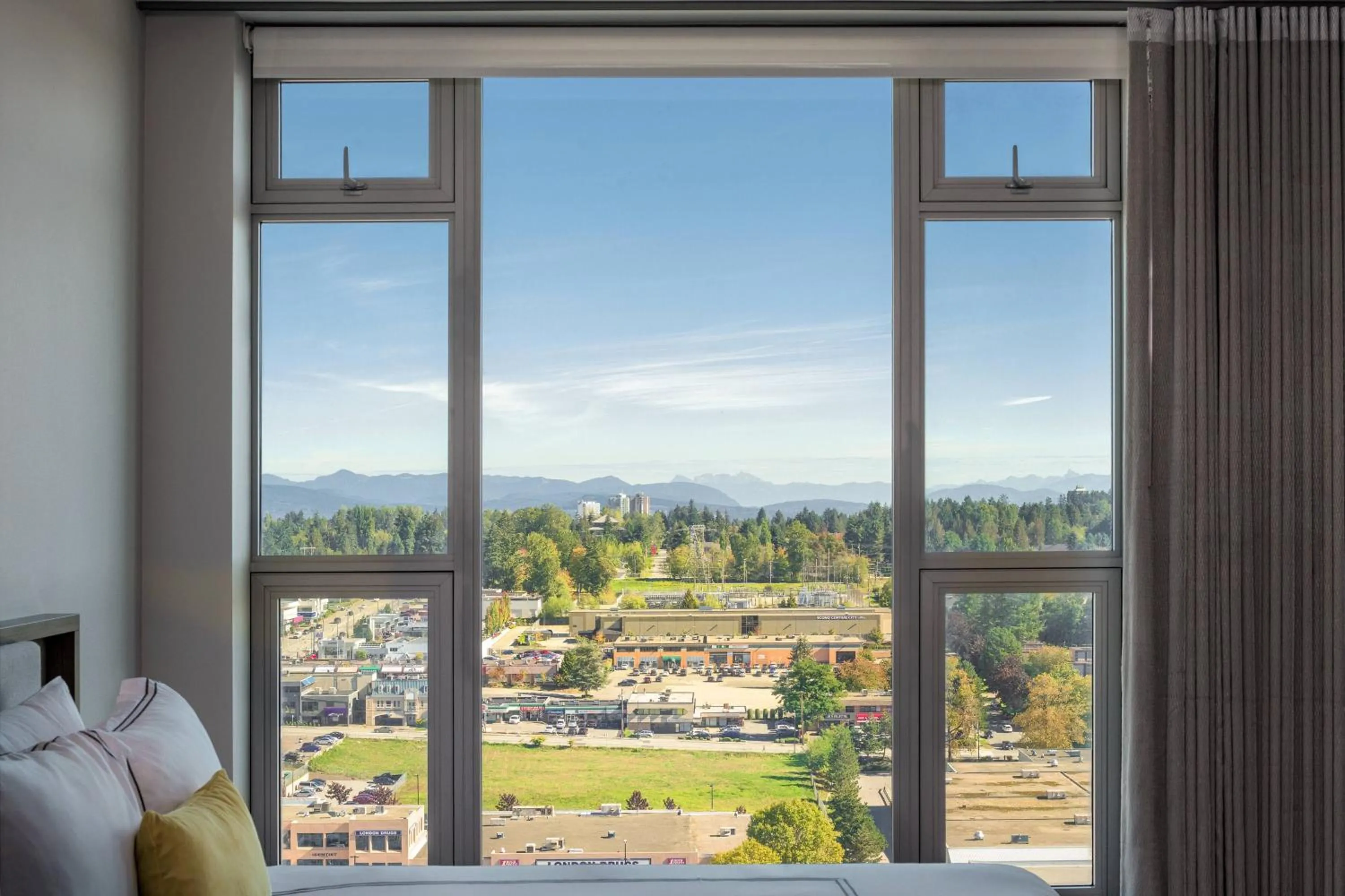 Photo of the whole room in Civic Hotel, Autograph Collection