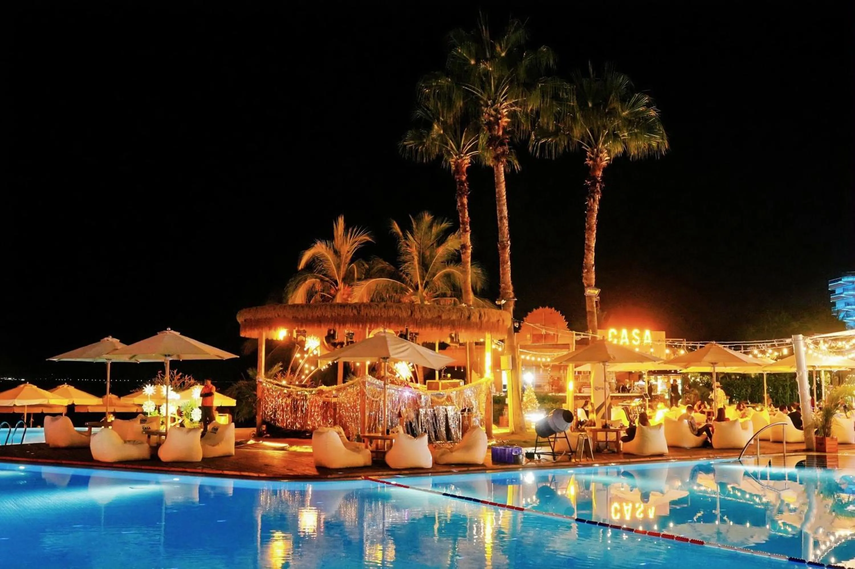 Lounge or bar in The Shanhaitian Resort Sanya, Autograph Collection