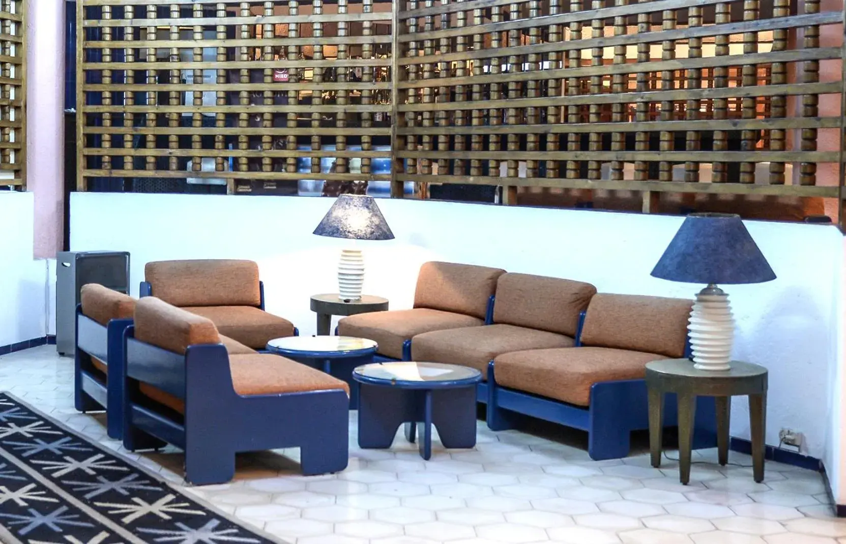 Lounge or bar, Seating Area in UMH Tarik Hotel