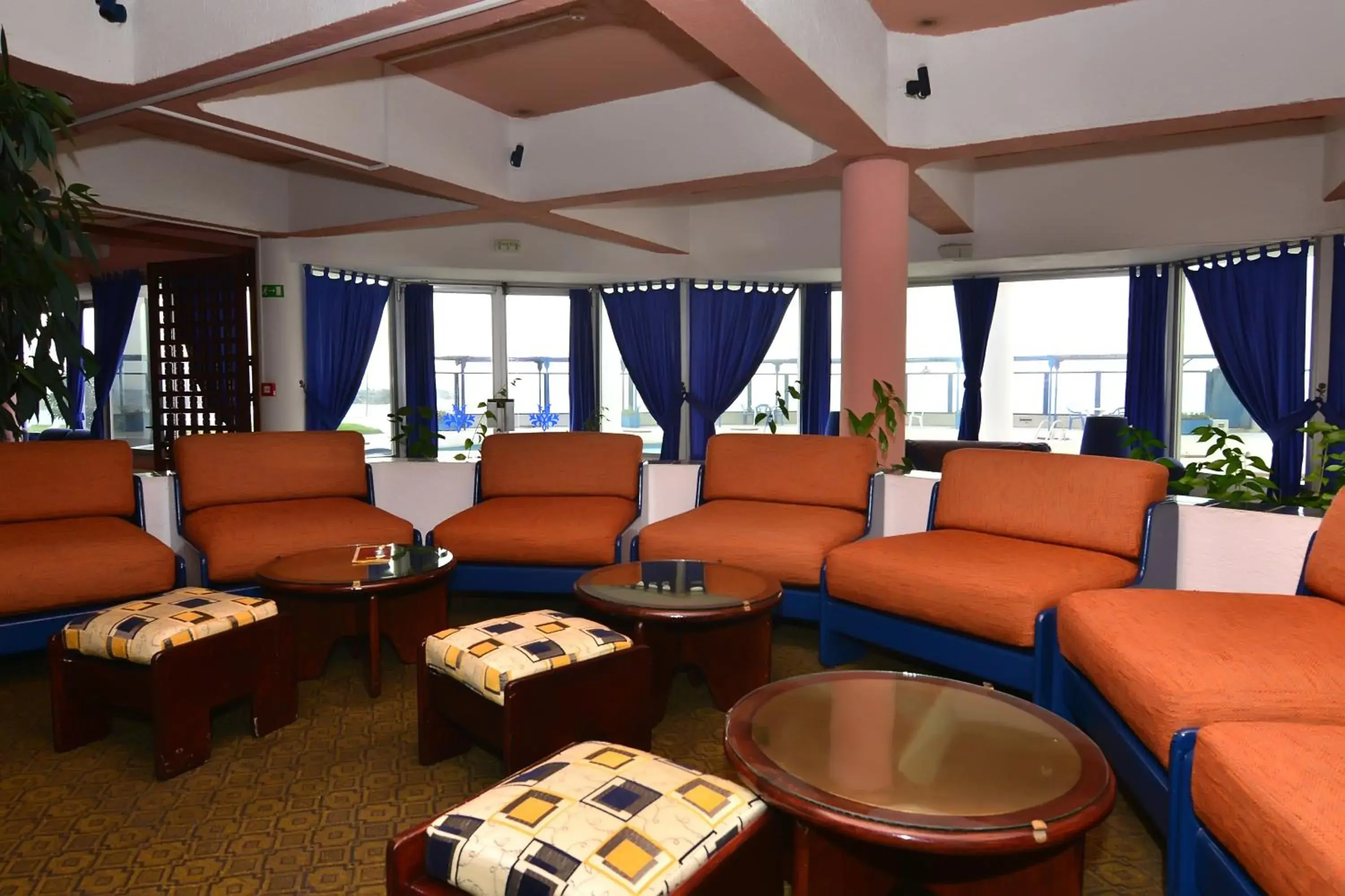 Lounge or bar in UMH Tarik Hotel