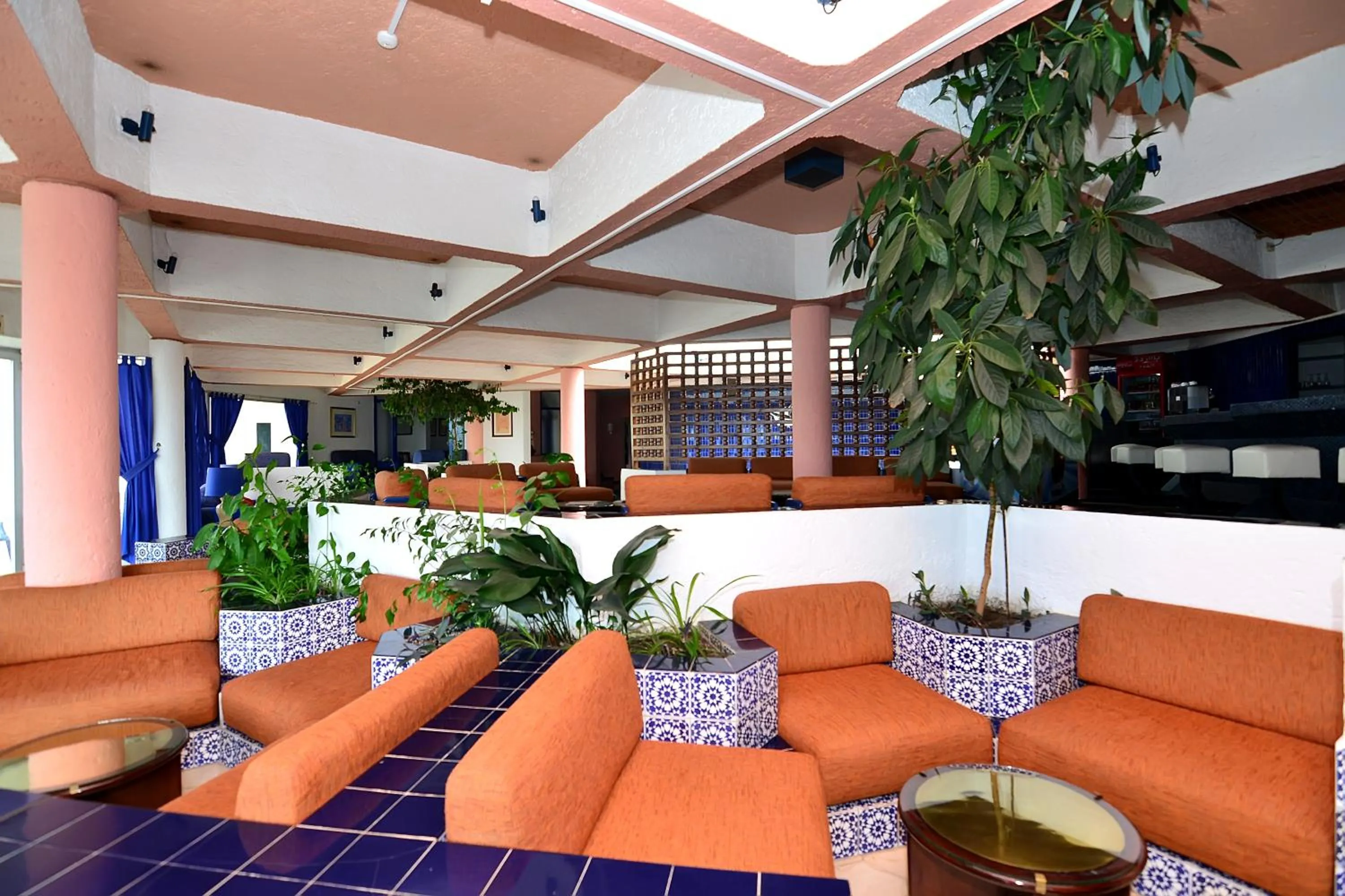 Lounge or bar in UMH Tarik Hotel