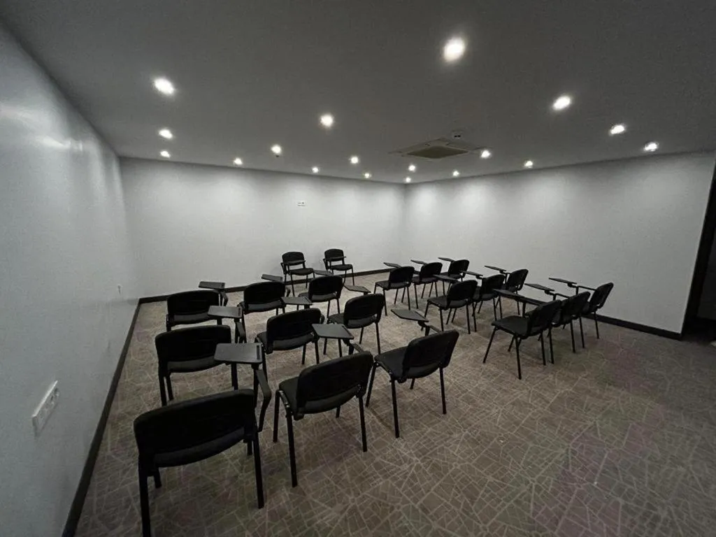 Meeting/conference room in Reikartz 2017