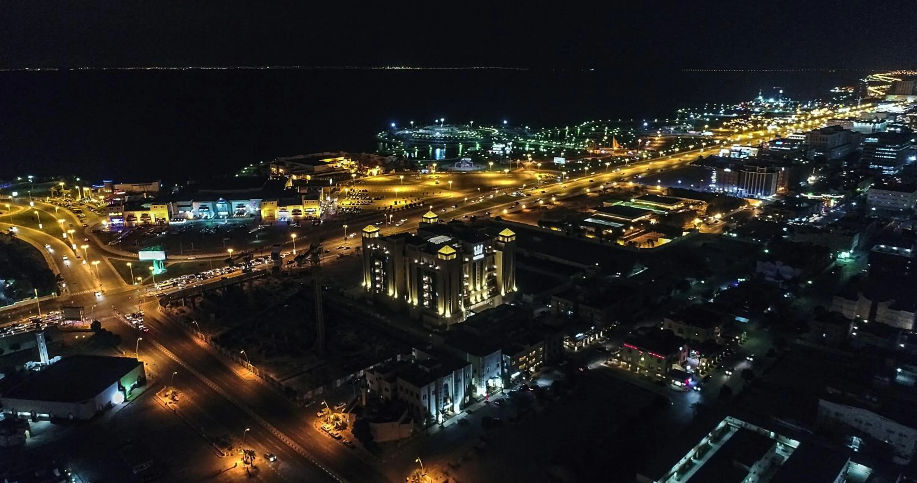 Night in Warwick Al Khobar