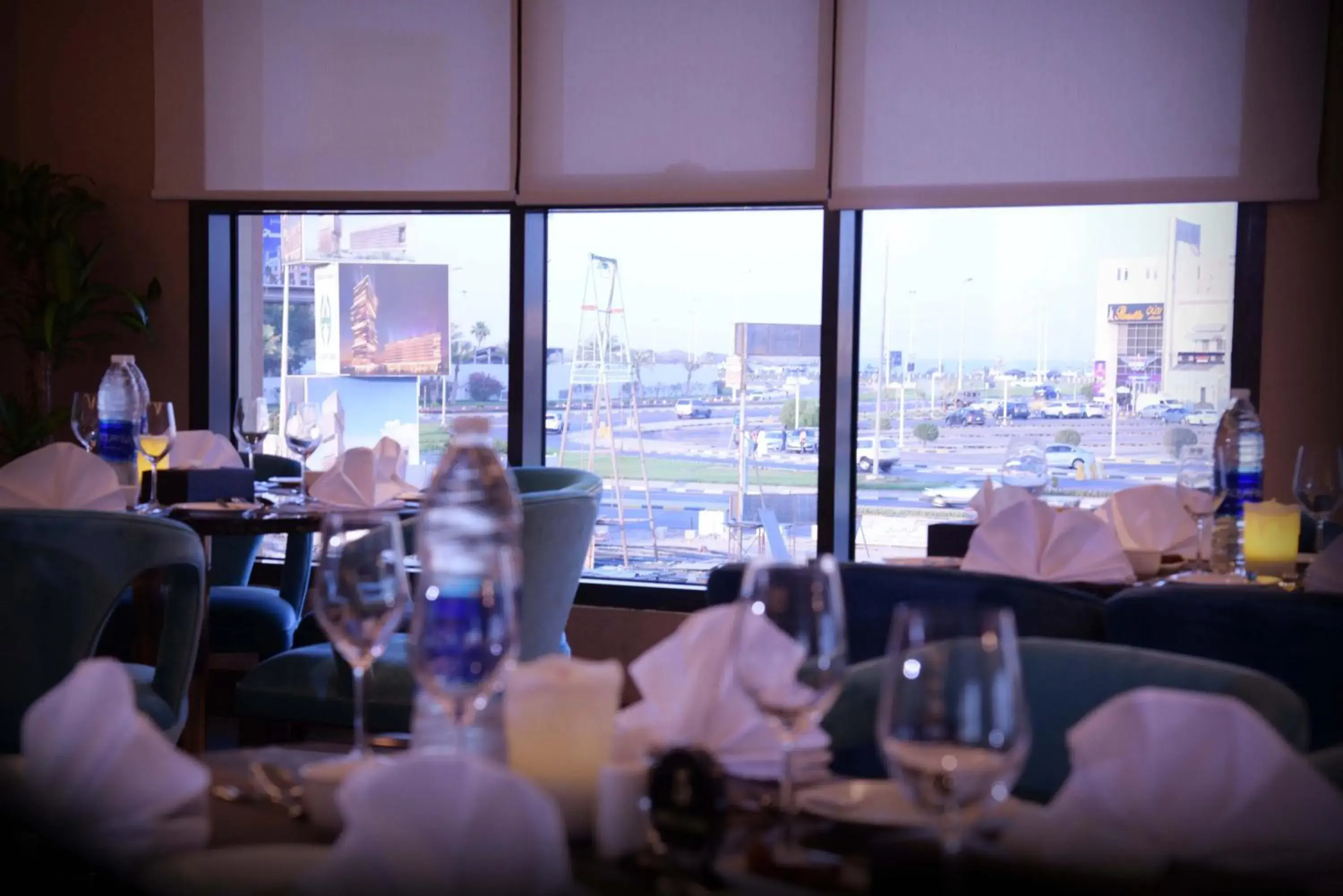 Restaurant/places to eat in Warwick Al Khobar Restaurant/places to eat in Warwick Al Khobar