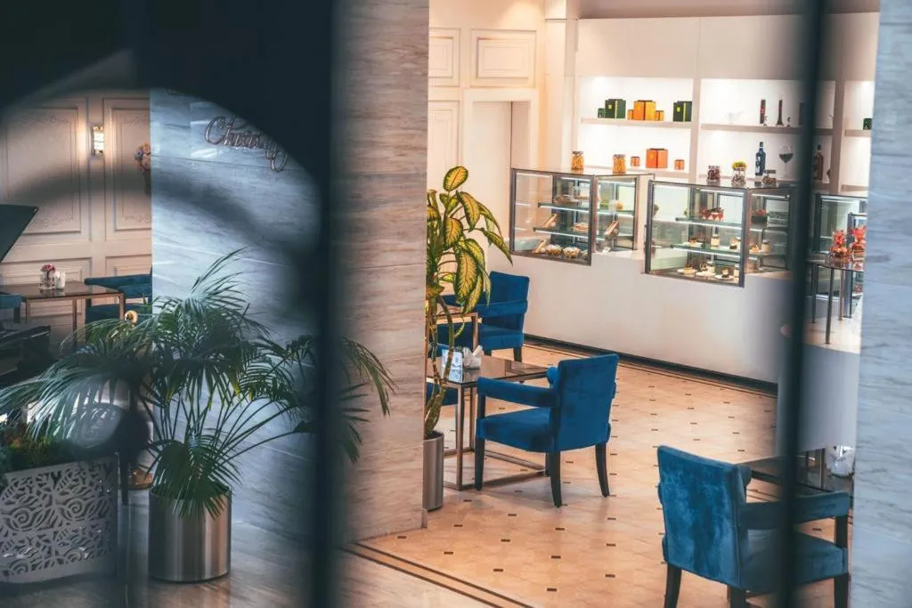 Restaurant/places to eat in Warwick Al Khobar