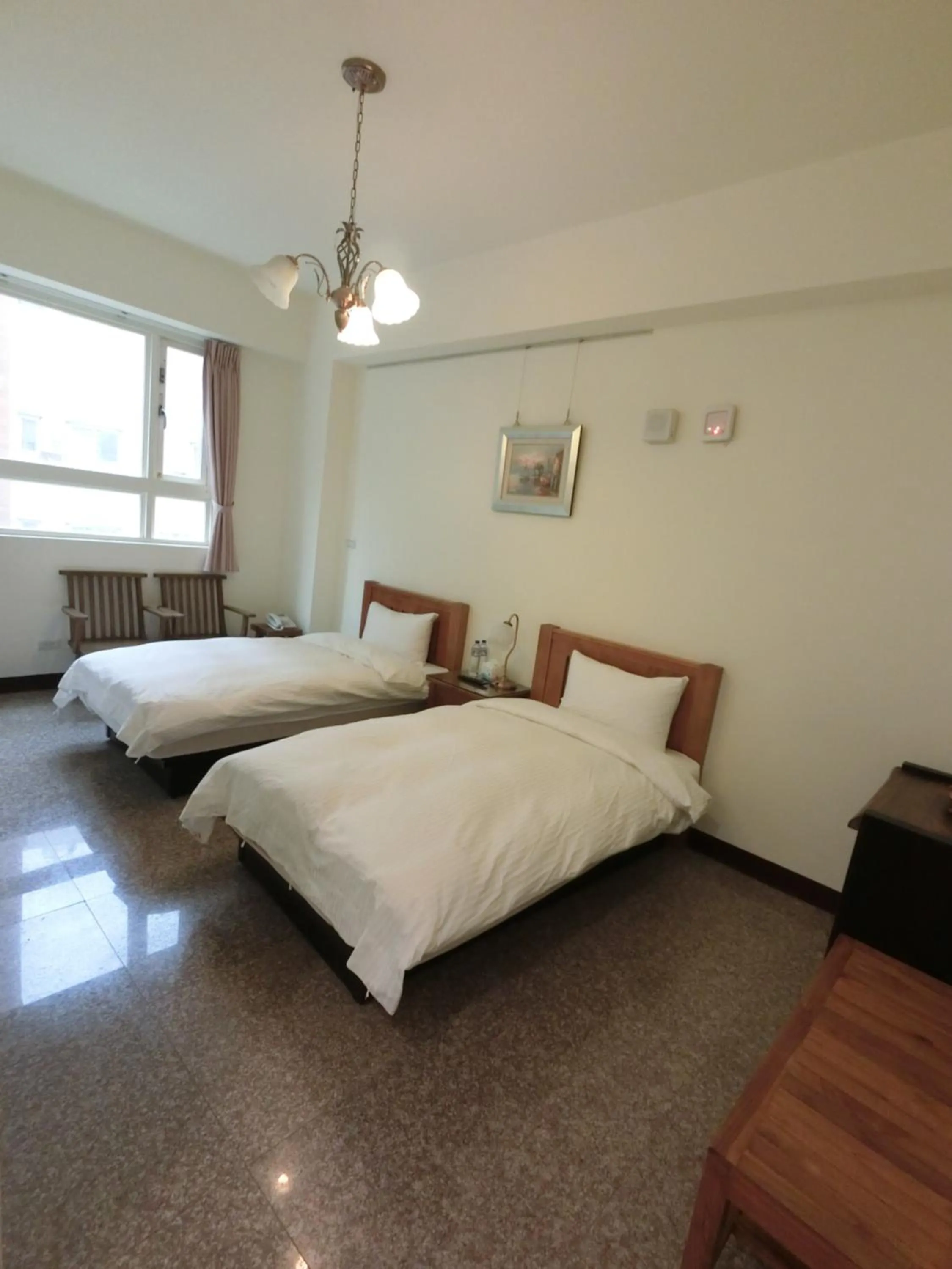 bunk bed, Bed in Long Zhi Yue Hotel
